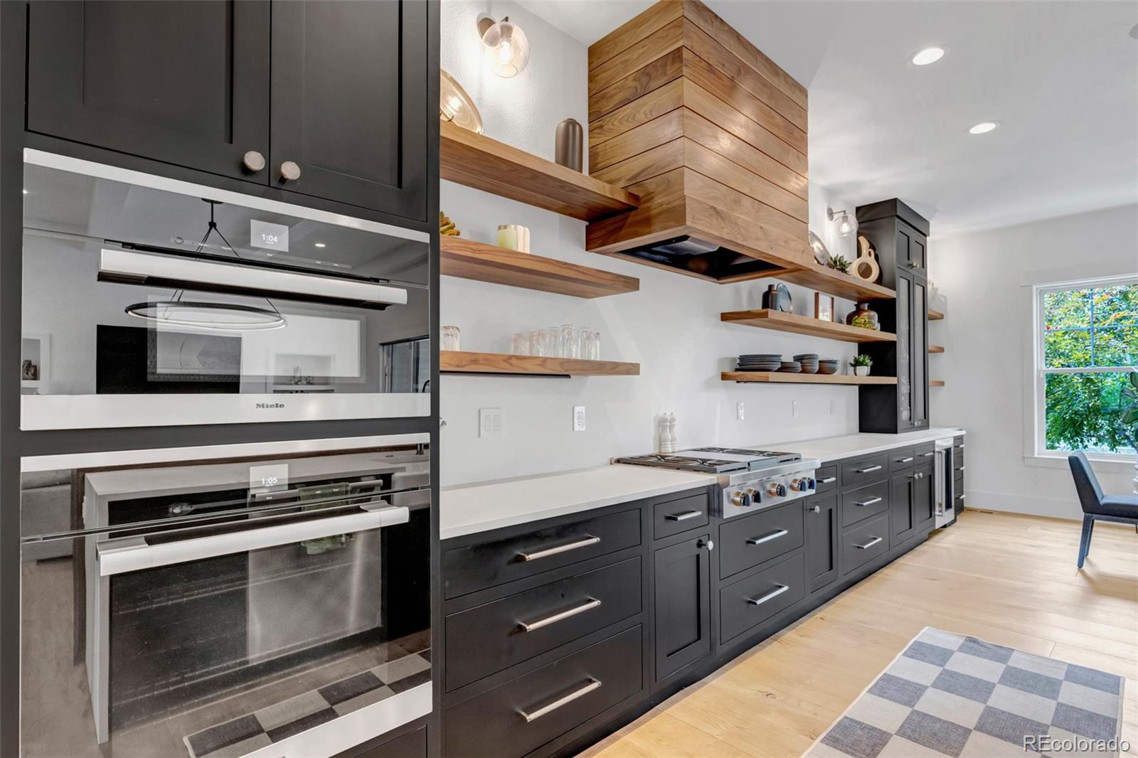 MLS Image #14 for 27041 e long circle,aurora, Colorado