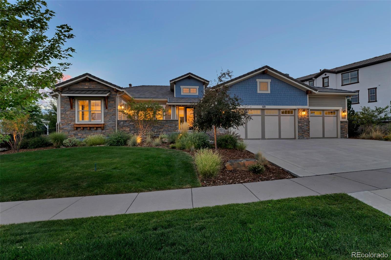MLS Image #2 for 27041 e long circle,aurora, Colorado