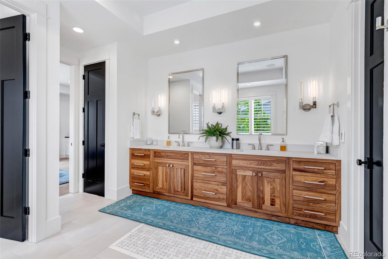 MLS Image #31 for 27041 e long circle,aurora, Colorado