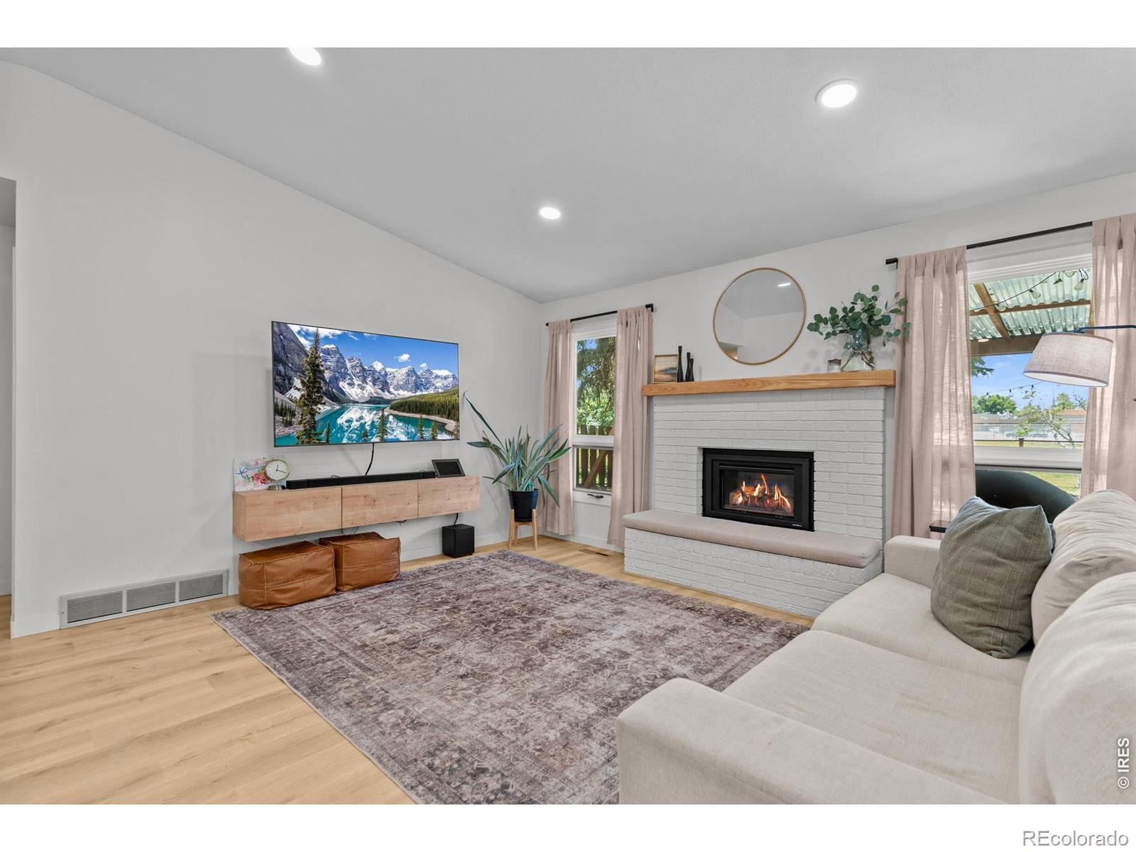 MLS Image #12 for 817  parkview drive,fort collins, Colorado