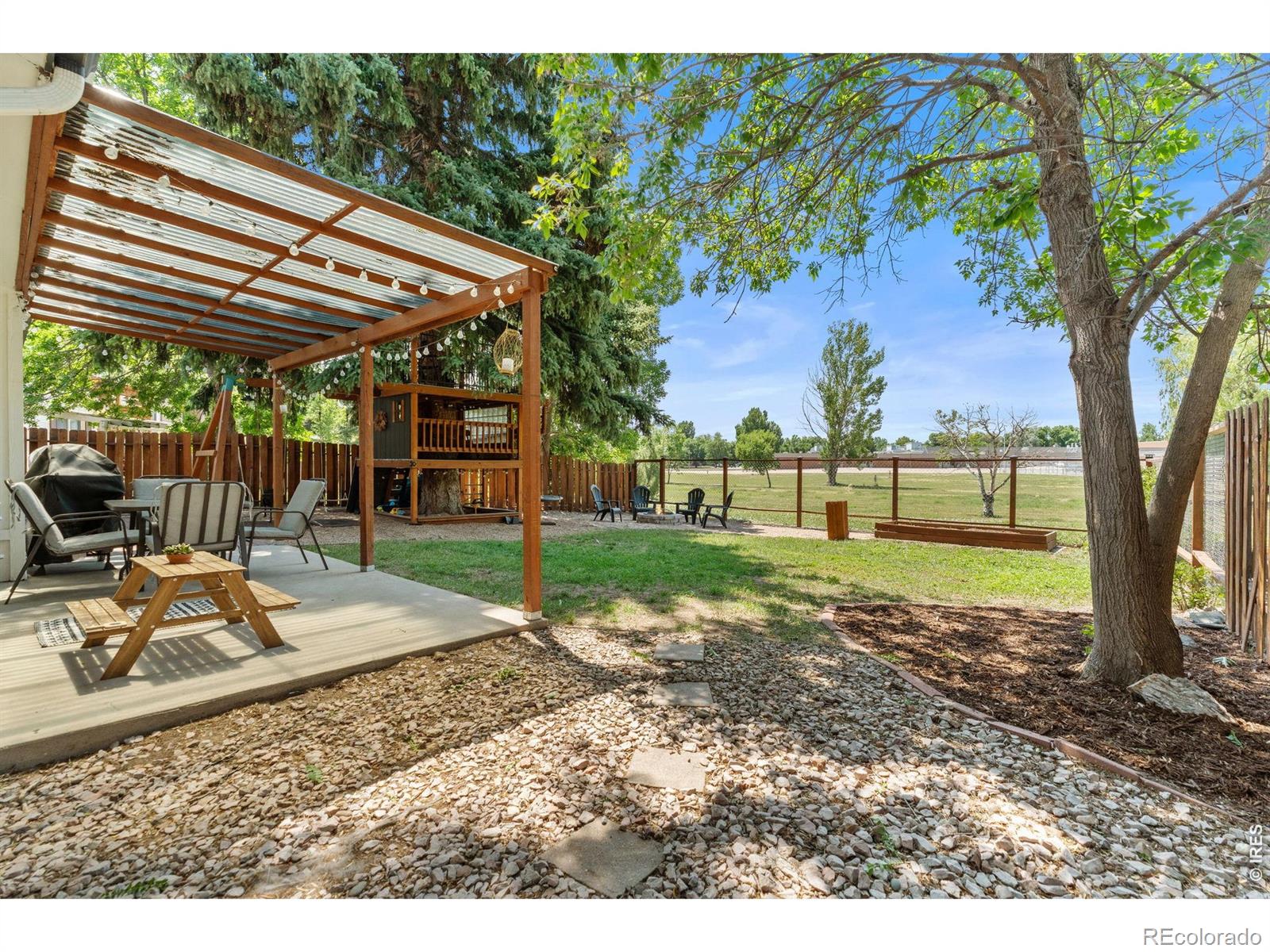 MLS Image #15 for 817  parkview drive,fort collins, Colorado