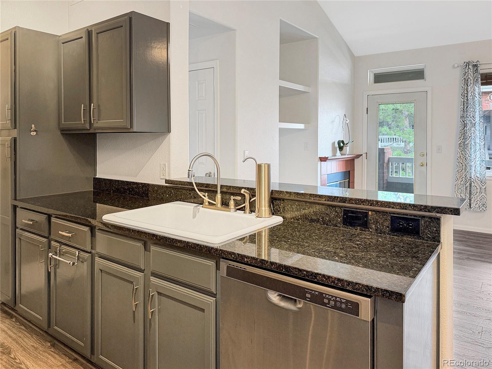 MLS Image #9 for 8481 w union avenue,littleton, Colorado