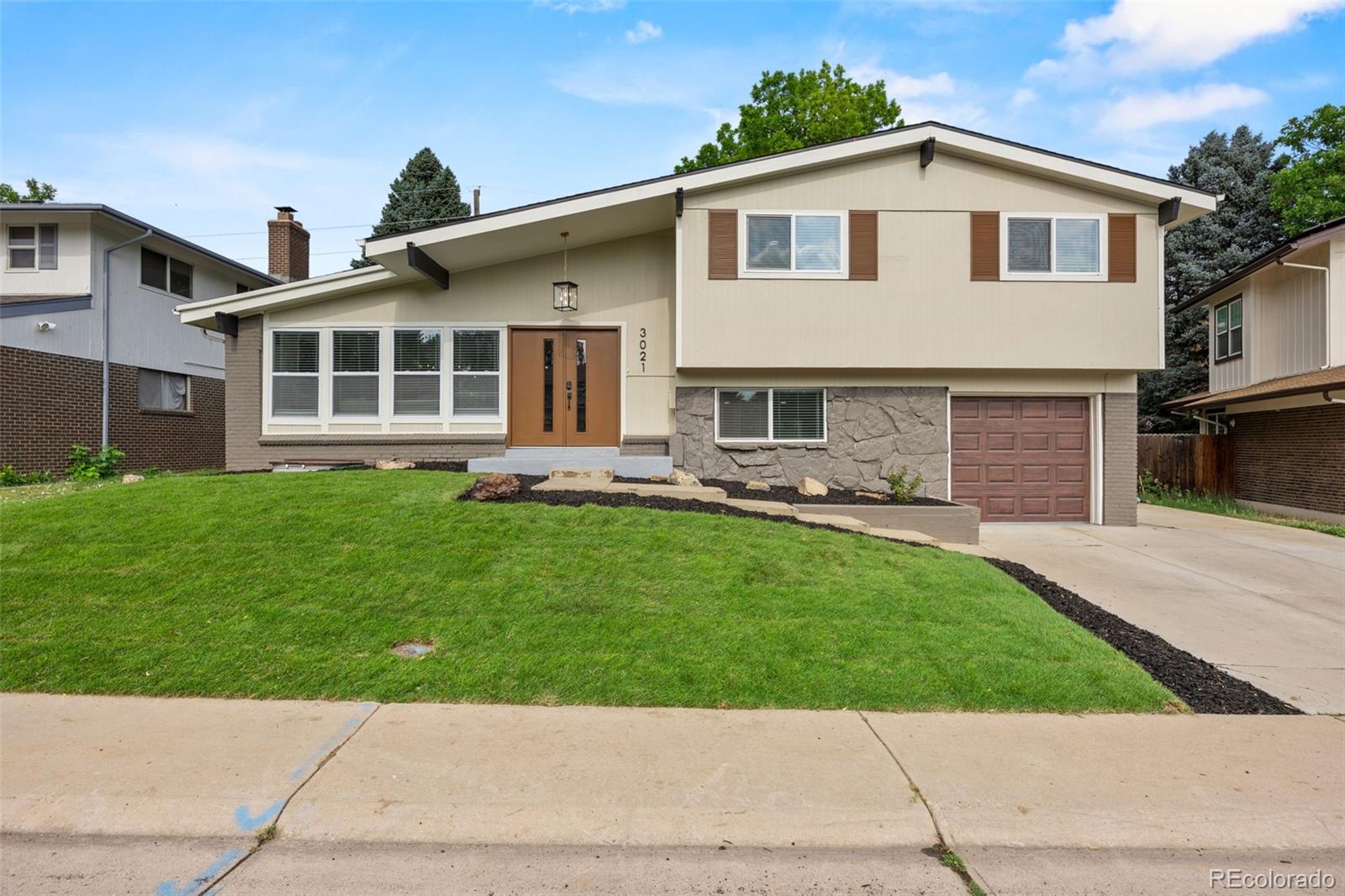MLS Image #1 for 3021 s valentia street,denver, Colorado