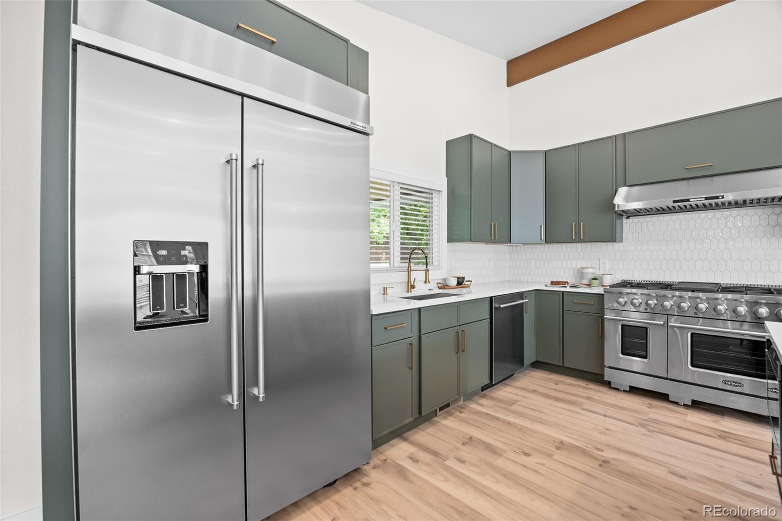 MLS Image #15 for 3021 s valentia street,denver, Colorado