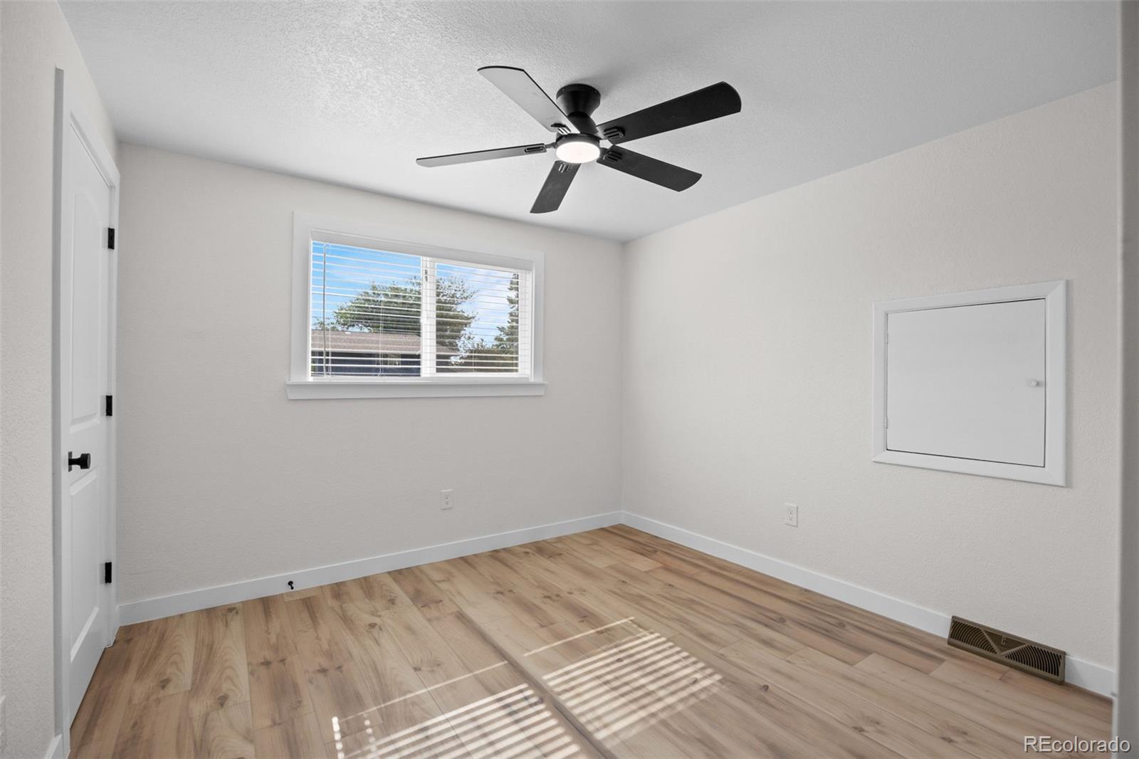 MLS Image #27 for 3021 s valentia street,denver, Colorado