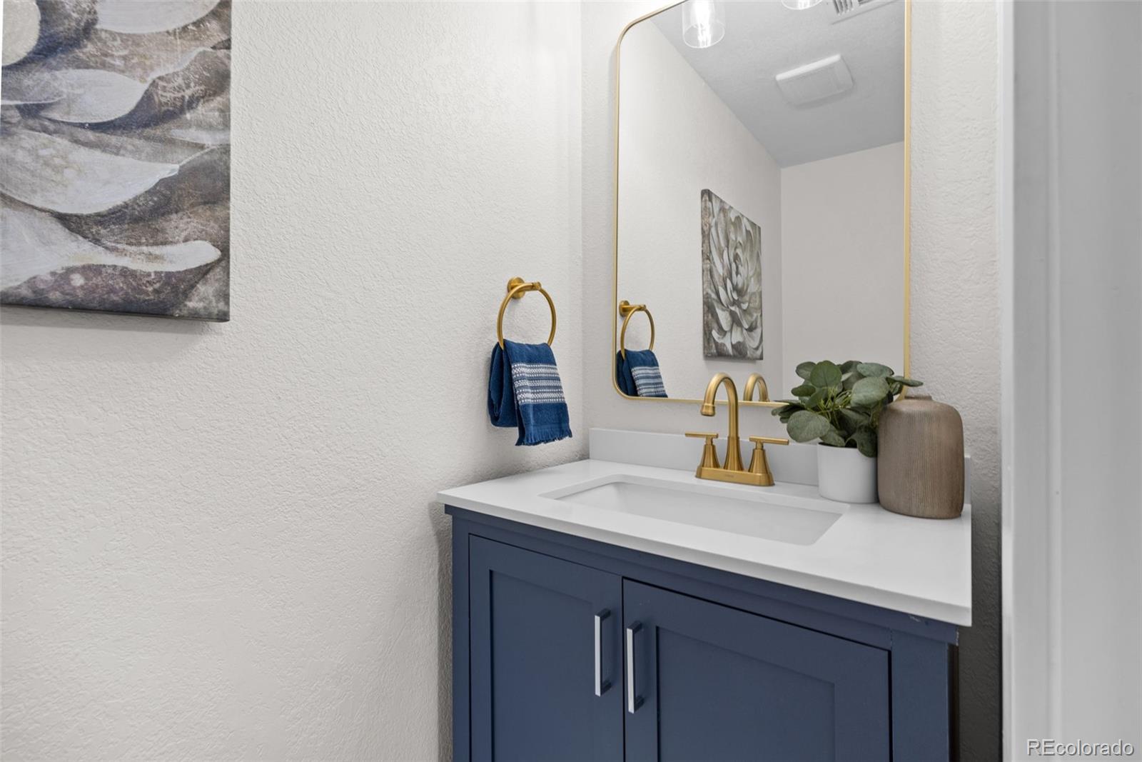 MLS Image #33 for 3021 s valentia street,denver, Colorado