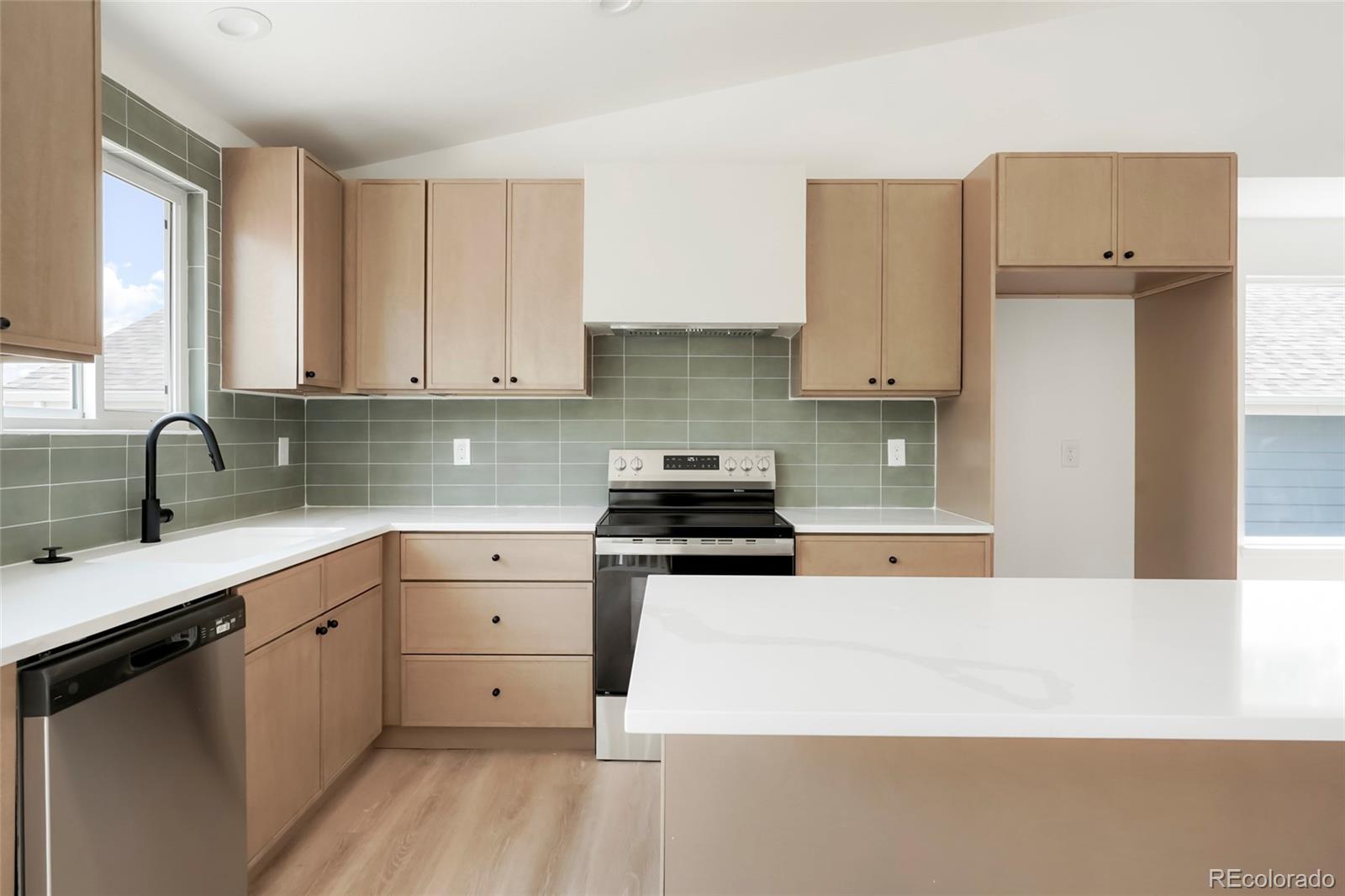 MLS Image #9 for 11730  ivy street,thornton, Colorado