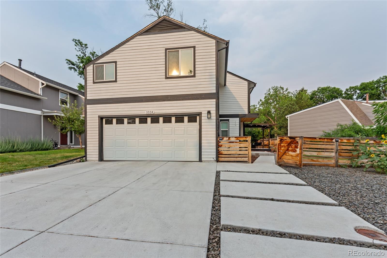 MLS Image #2 for 1034 w peakview circle,littleton, Colorado