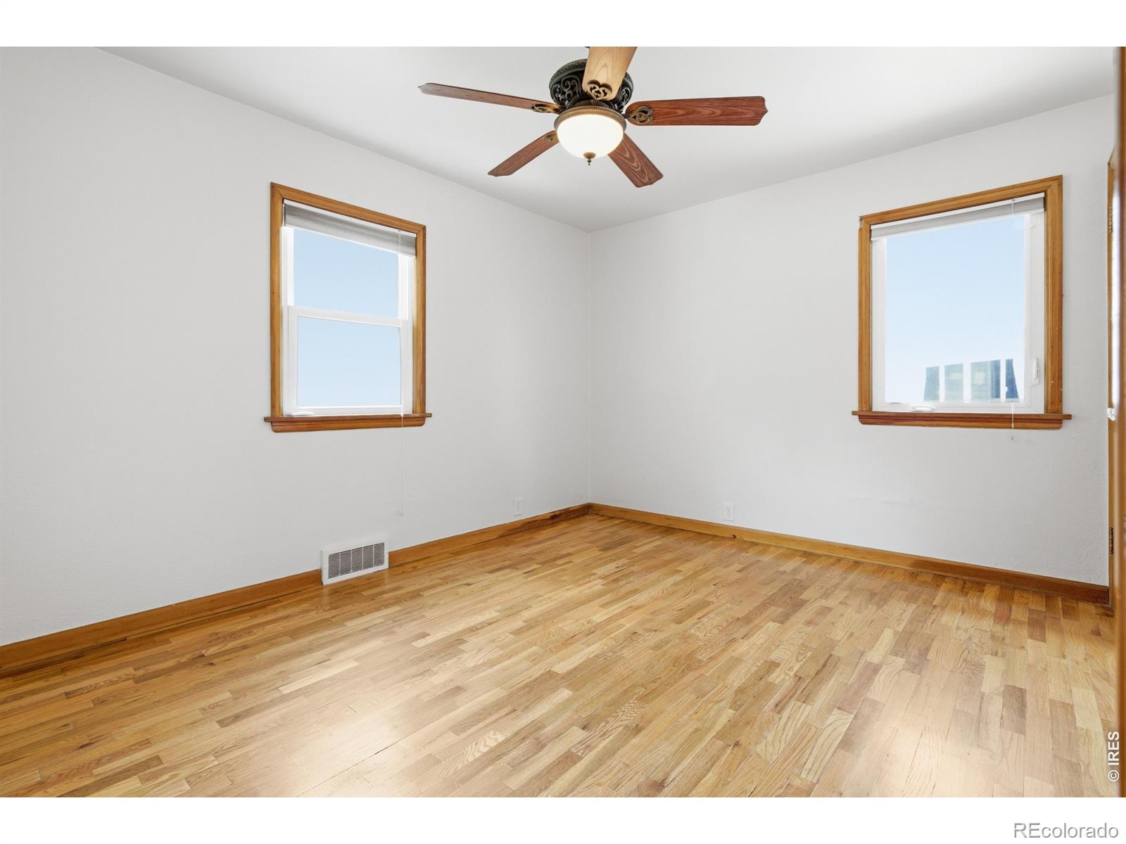 MLS Image #8 for 820  vivian street,longmont, Colorado