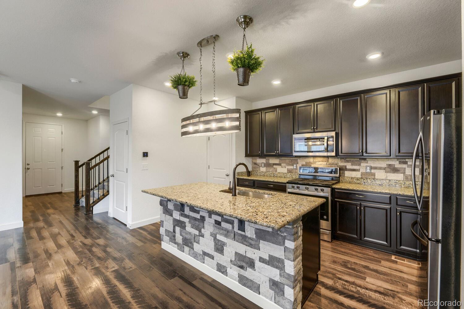 MLS Image #9 for 21803 e quincy place,aurora, Colorado