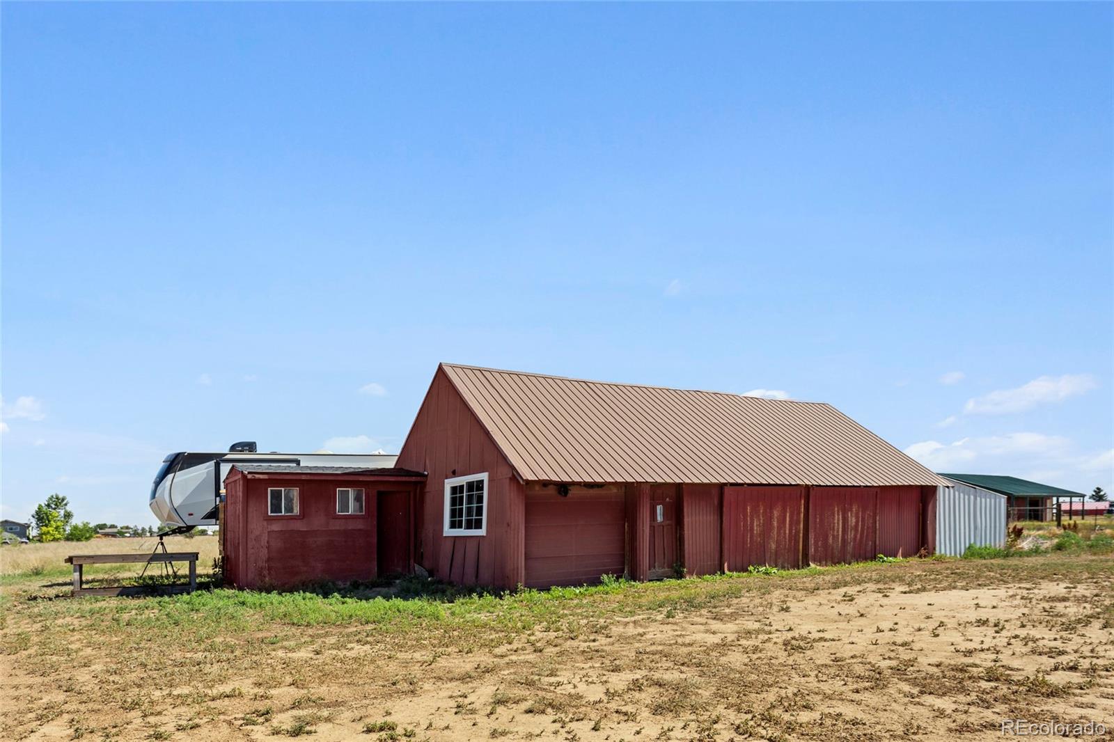 MLS Image #41 for 54465 e county road 6 ,strasburg, Colorado