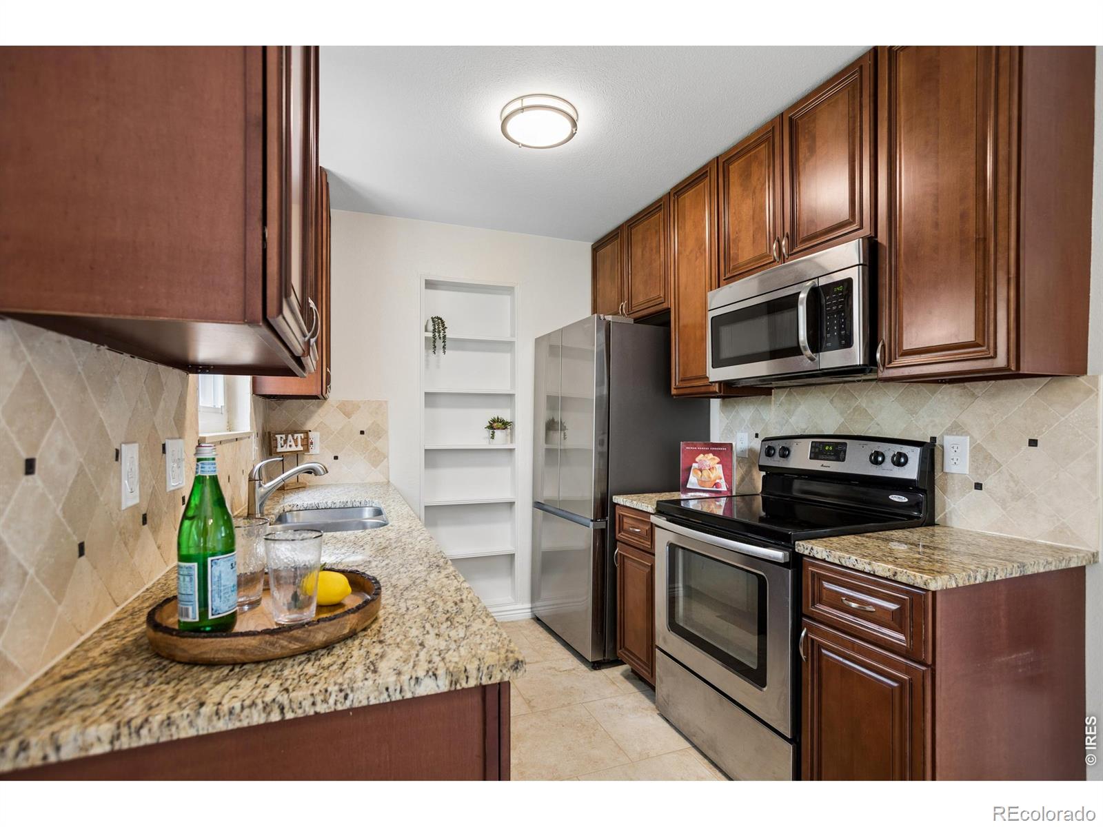 MLS Image #7 for 10537 w 107th avenue,broomfield, Colorado