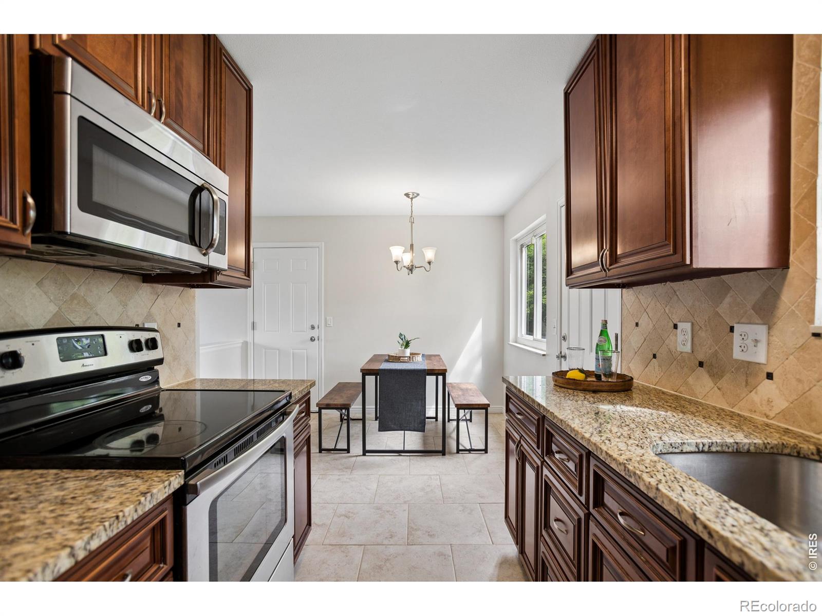 MLS Image #8 for 10537 w 107th avenue,broomfield, Colorado