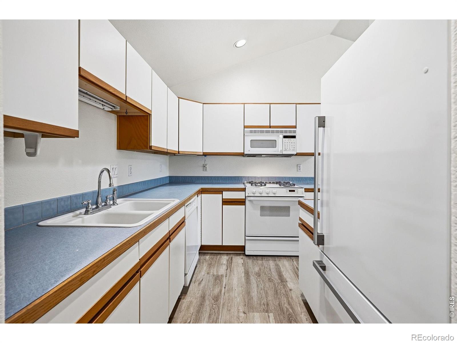 MLS Image #13 for 690  ridgeview drive,louisville, Colorado