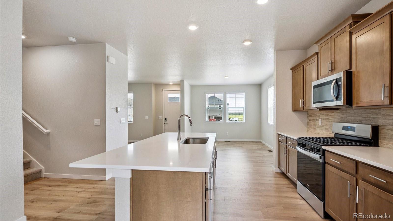 MLS Image #3 for 667 n ukraine street,aurora, Colorado