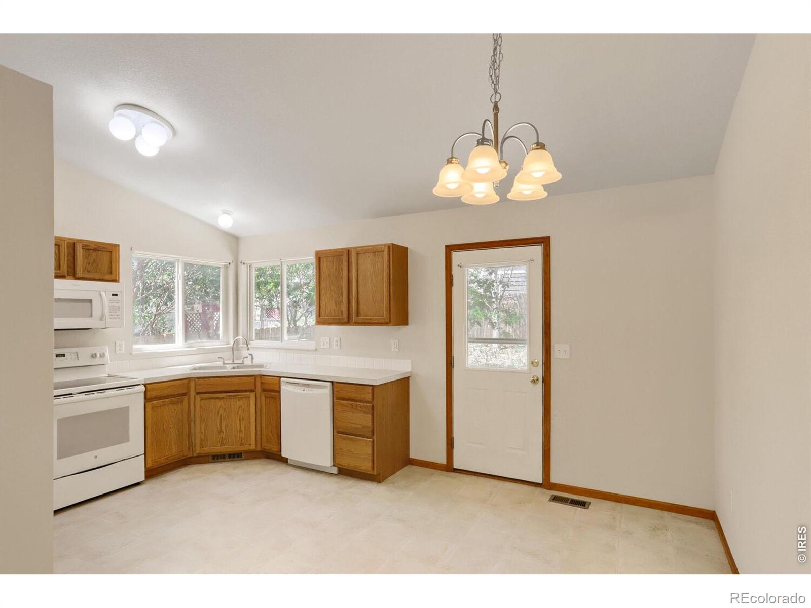 MLS Image #10 for 891 s rachel avenue,milliken, Colorado
