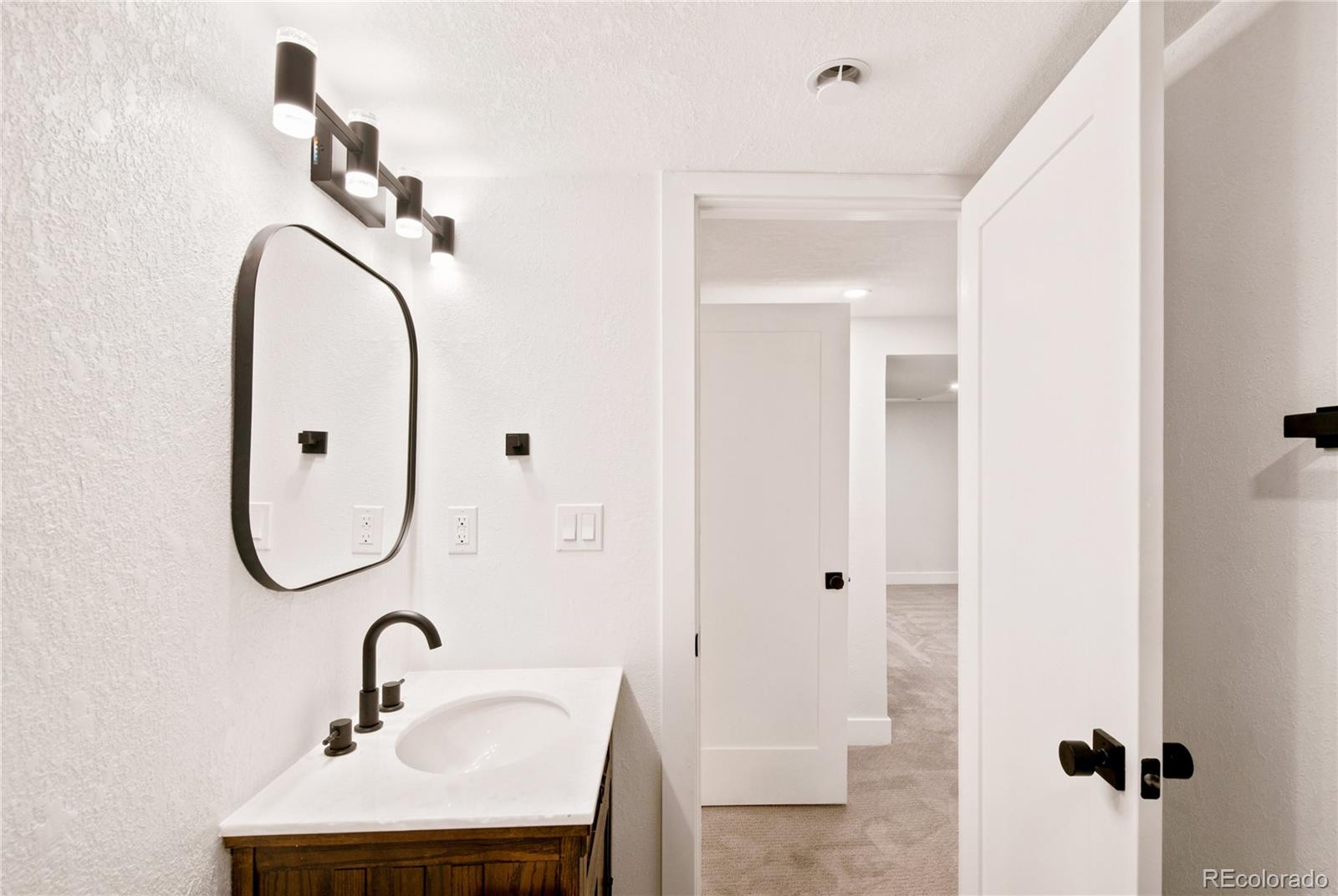 MLS Image #41 for 625  cook street,denver, Colorado