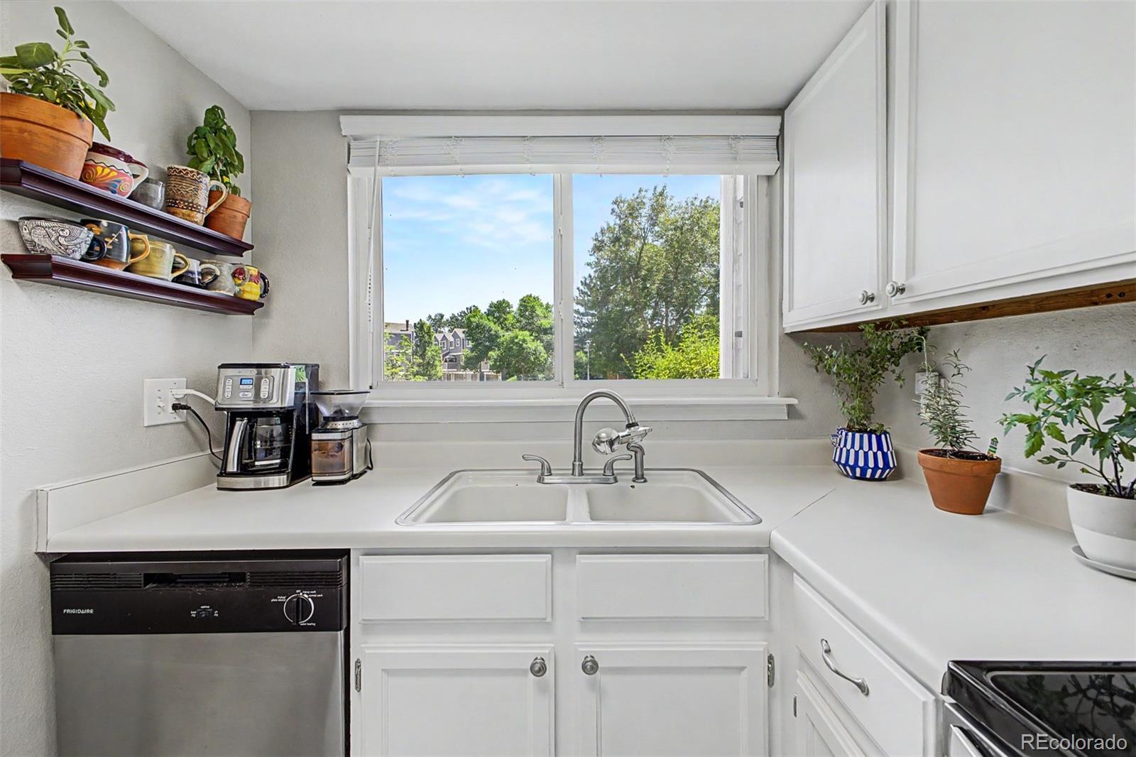 MLS Image #10 for 6565 w 84th circle 40,arvada, Colorado