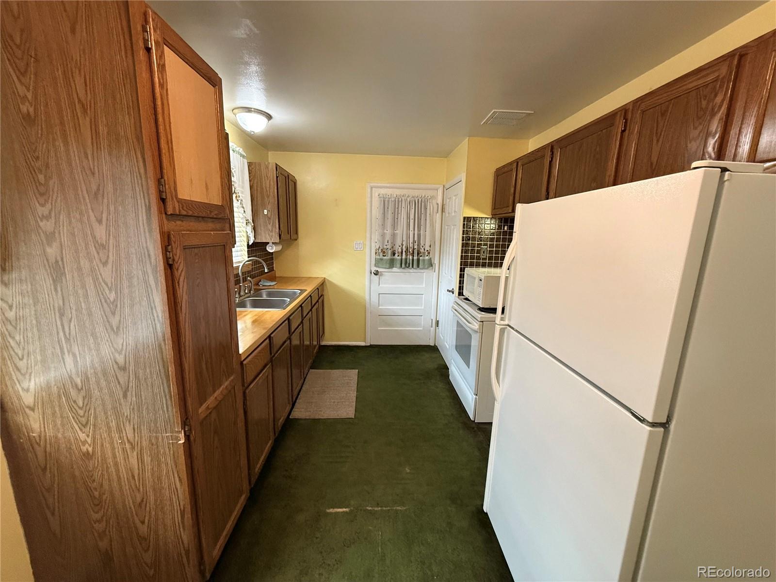 MLS Image #2 for 5855 s delaware street,littleton, Colorado
