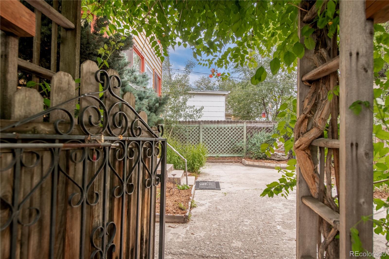MLS Image #47 for 3025  grove street,denver, Colorado