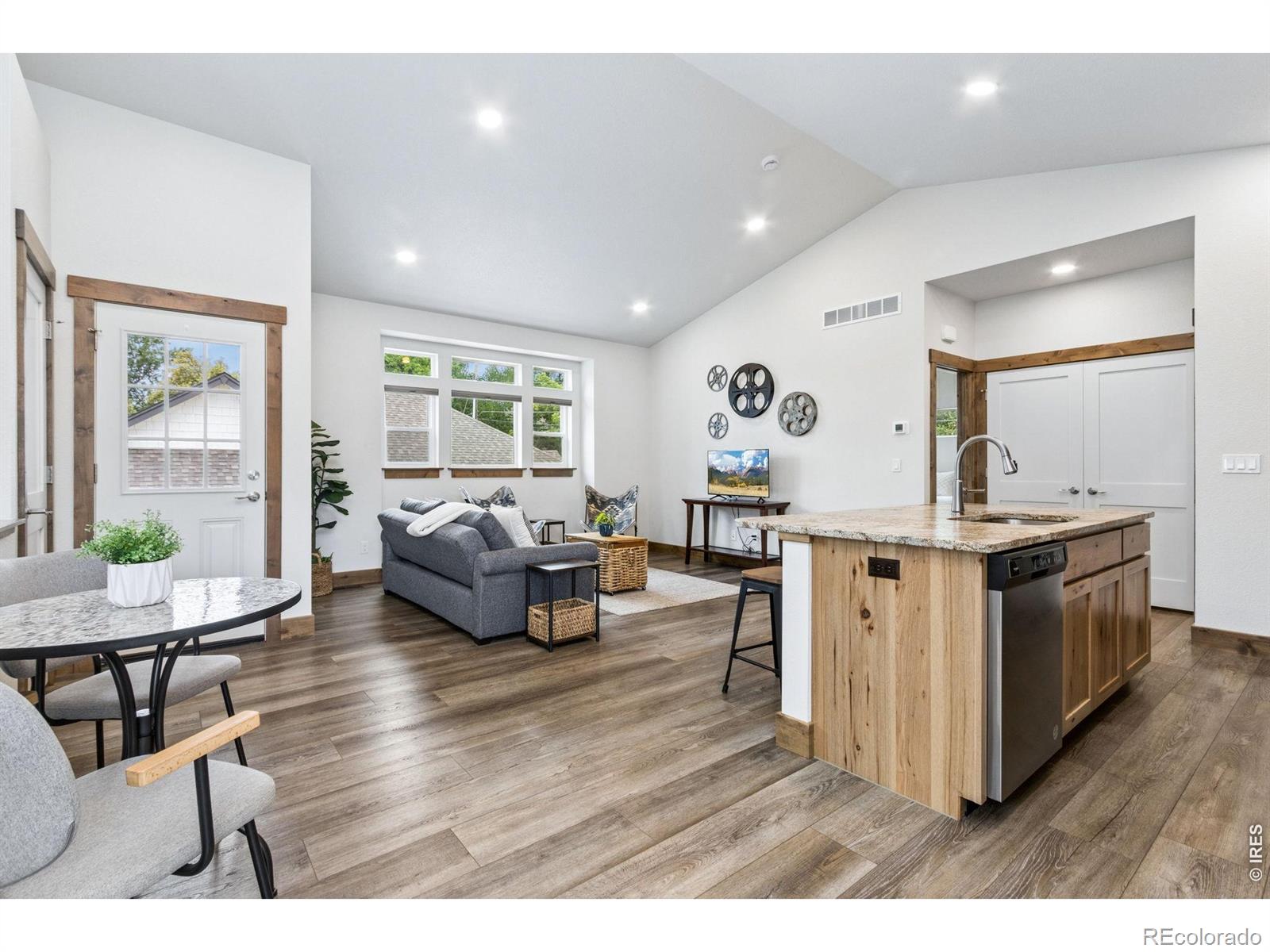 MLS Image #7 for 1060  cleveland avenue,loveland, Colorado