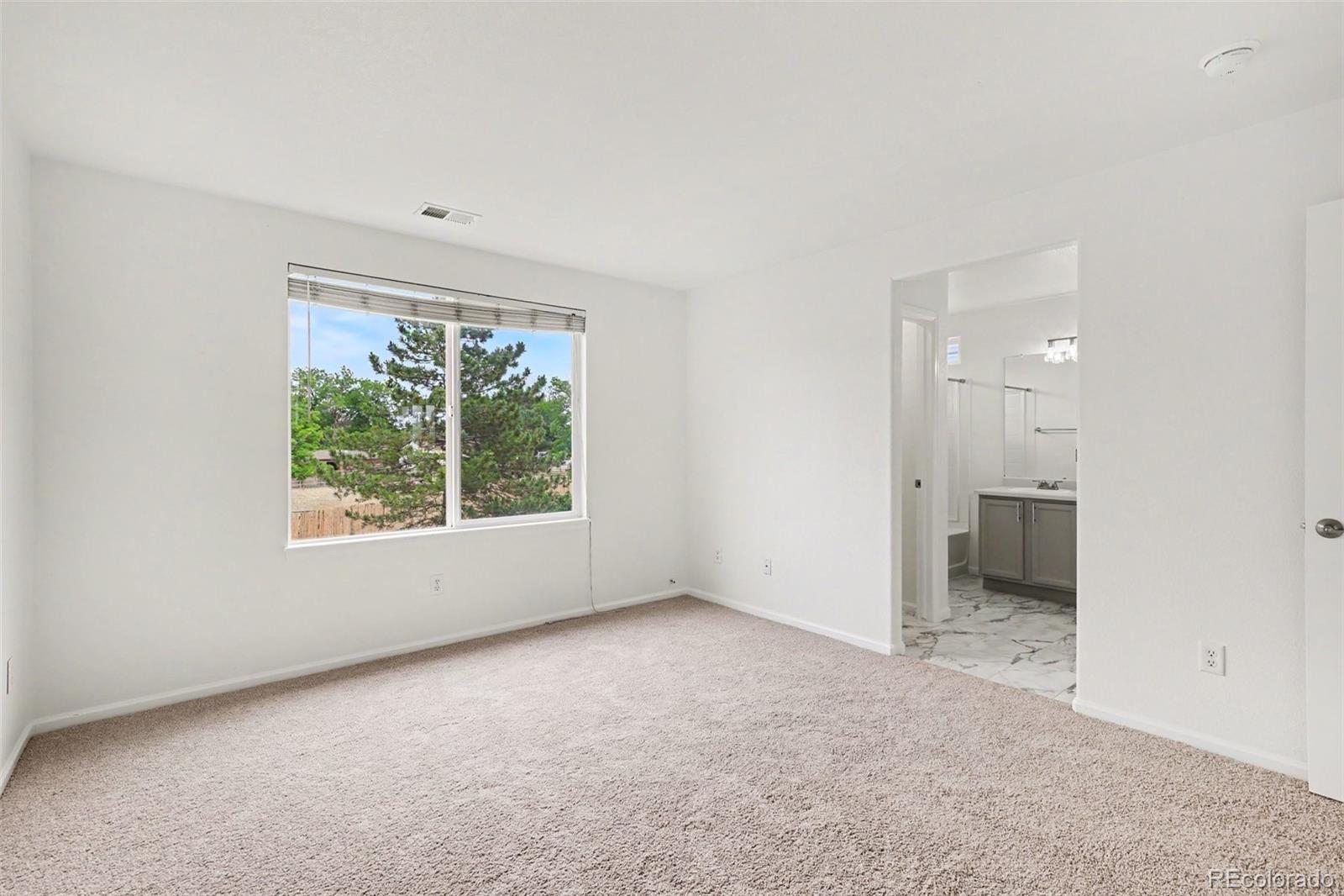 MLS Image #11 for 14957 e maple place,aurora, Colorado