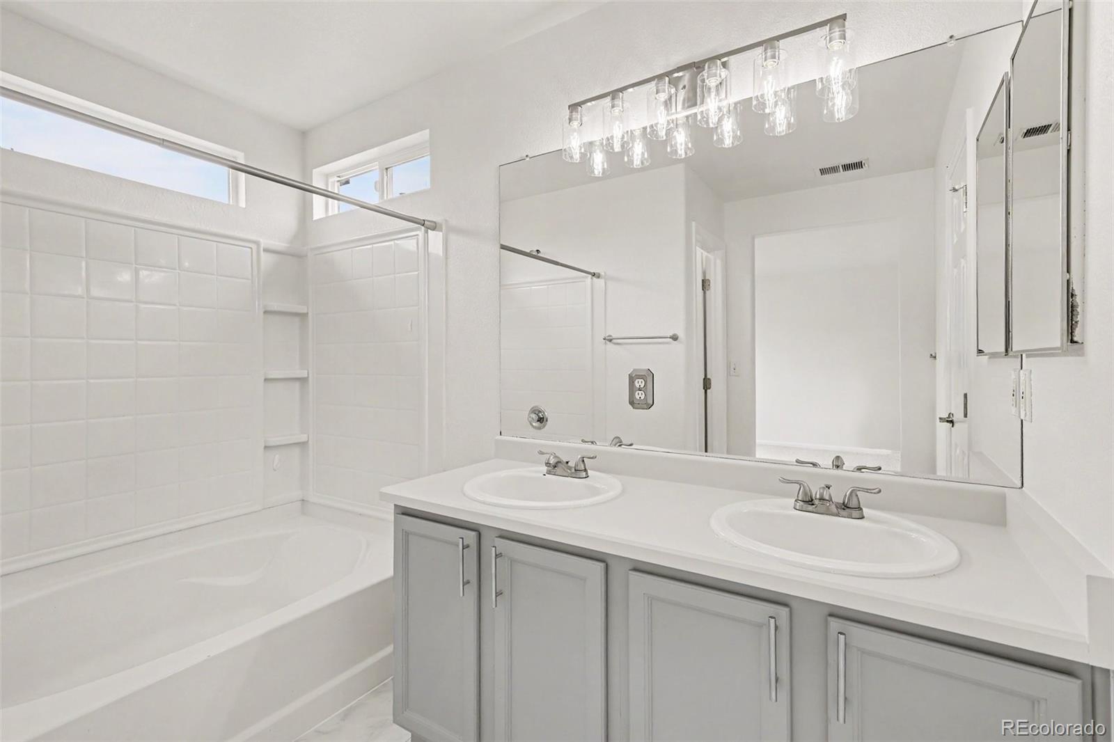 MLS Image #13 for 14957 e maple place,aurora, Colorado