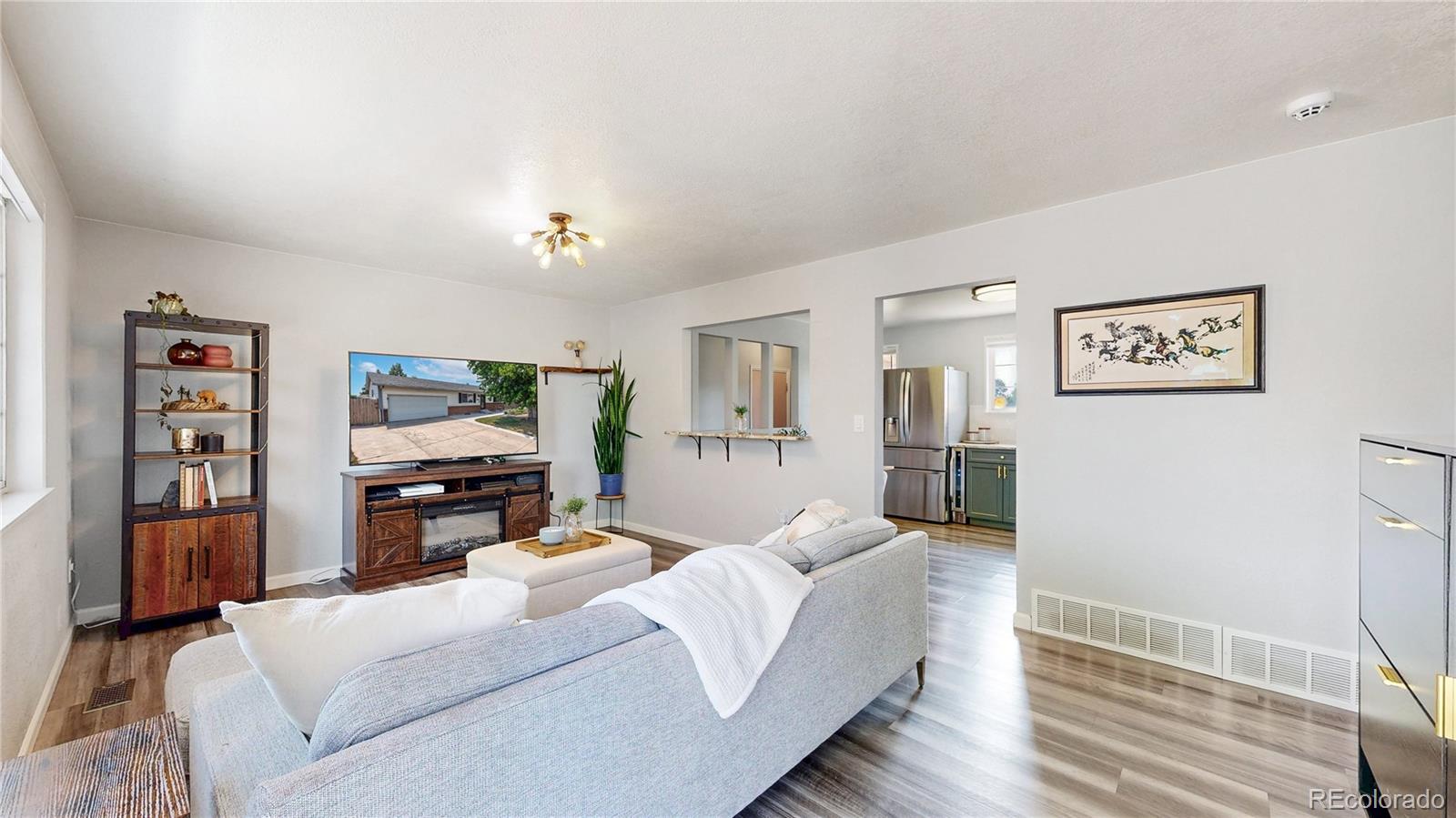 MLS Image #4 for 11410  madison street,denver, Colorado