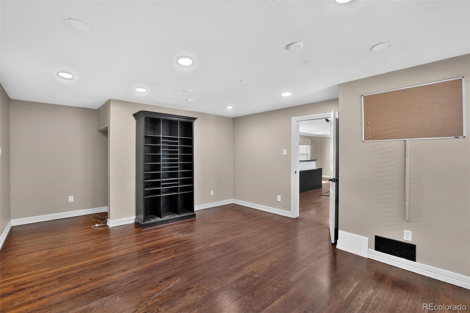 MLS Image #11 for 115 n union boulevard,colorado springs, Colorado