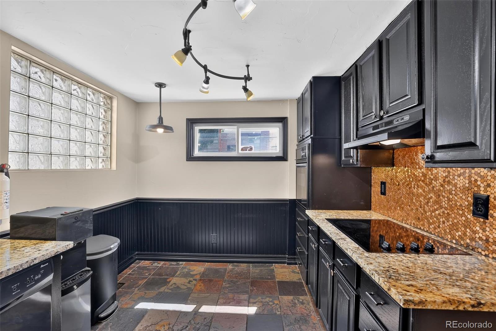 MLS Image #20 for 115 n union boulevard,colorado springs, Colorado