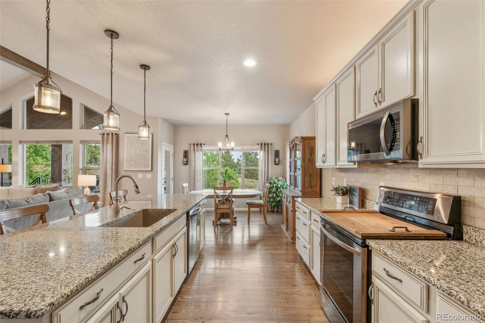 MLS Image #14 for 2835  brogans bluff drive,colorado springs, Colorado