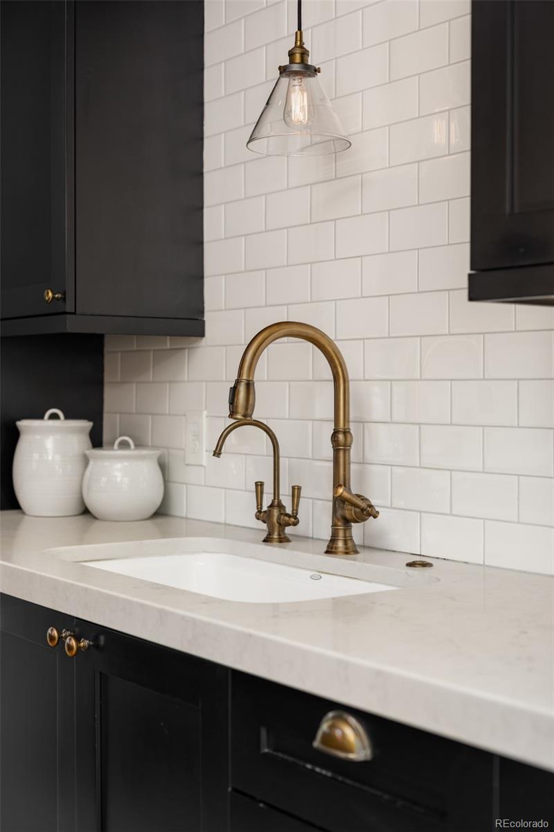 MLS Image #13 for 809  madison street,denver, Colorado
