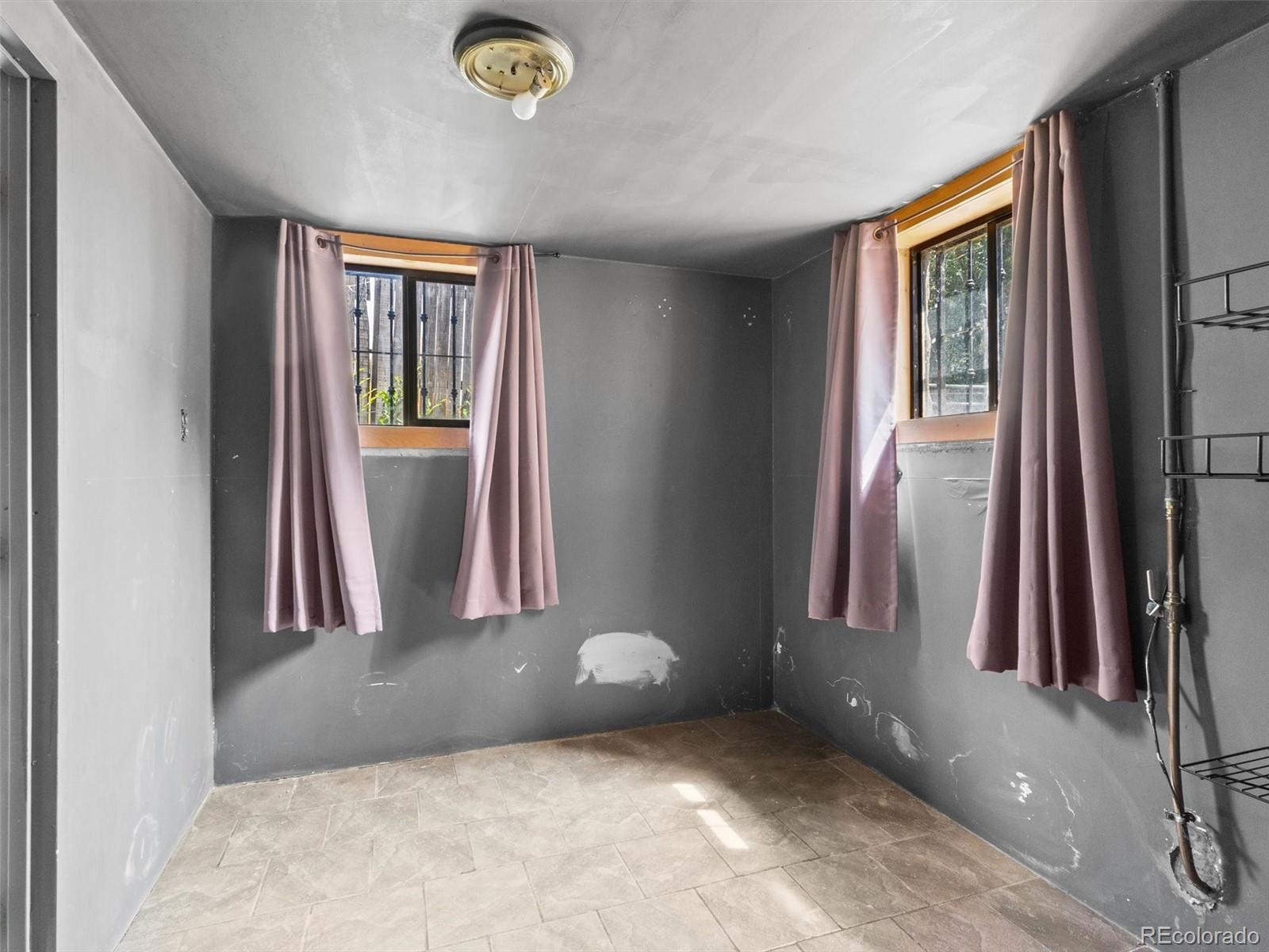 MLS Image #15 for 255  knox court,denver, Colorado