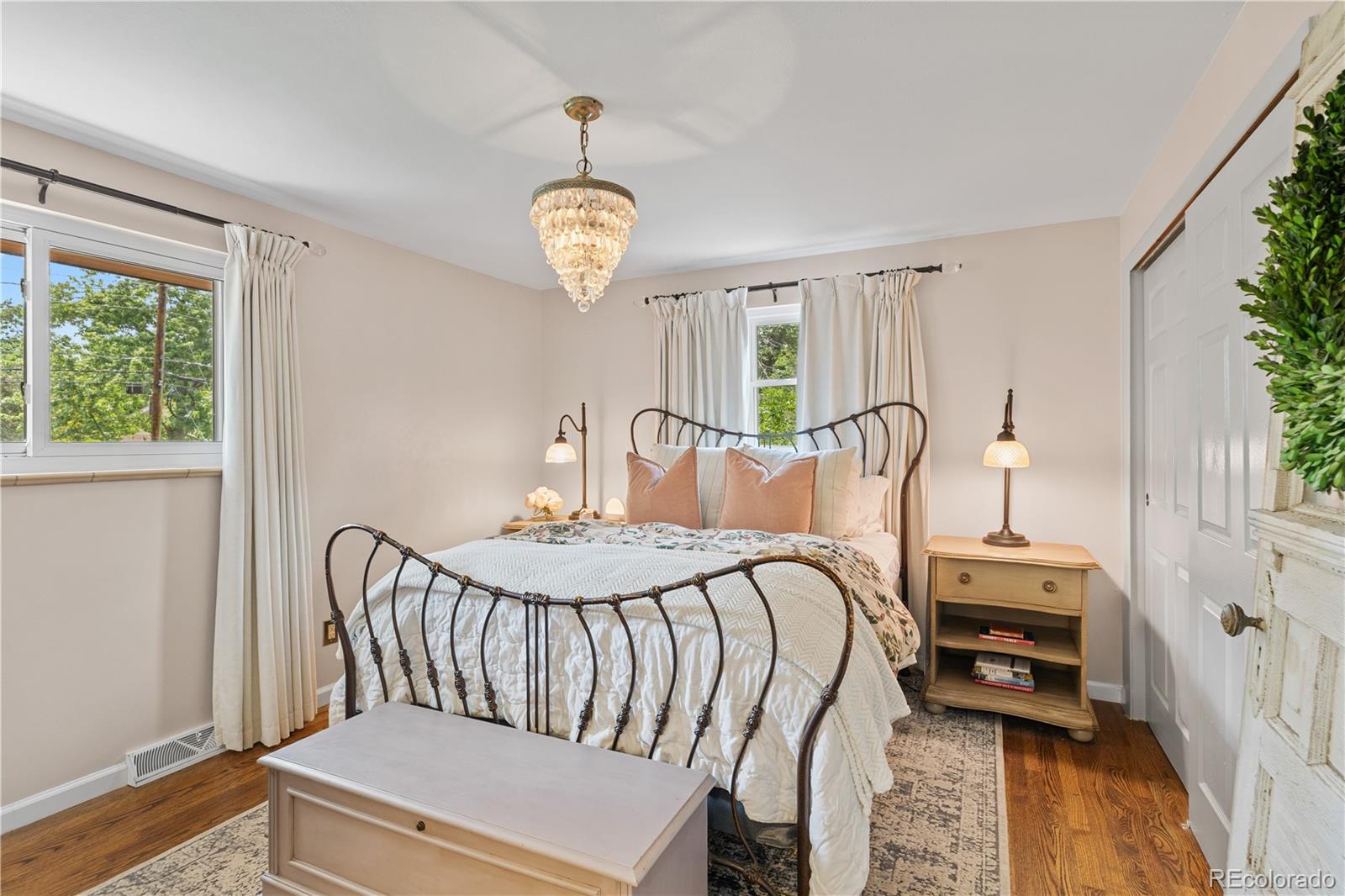 MLS Image #16 for 544 w easter avenue,littleton, Colorado