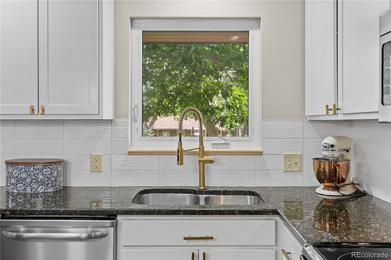 MLS Image #9 for 544 w easter avenue,littleton, Colorado