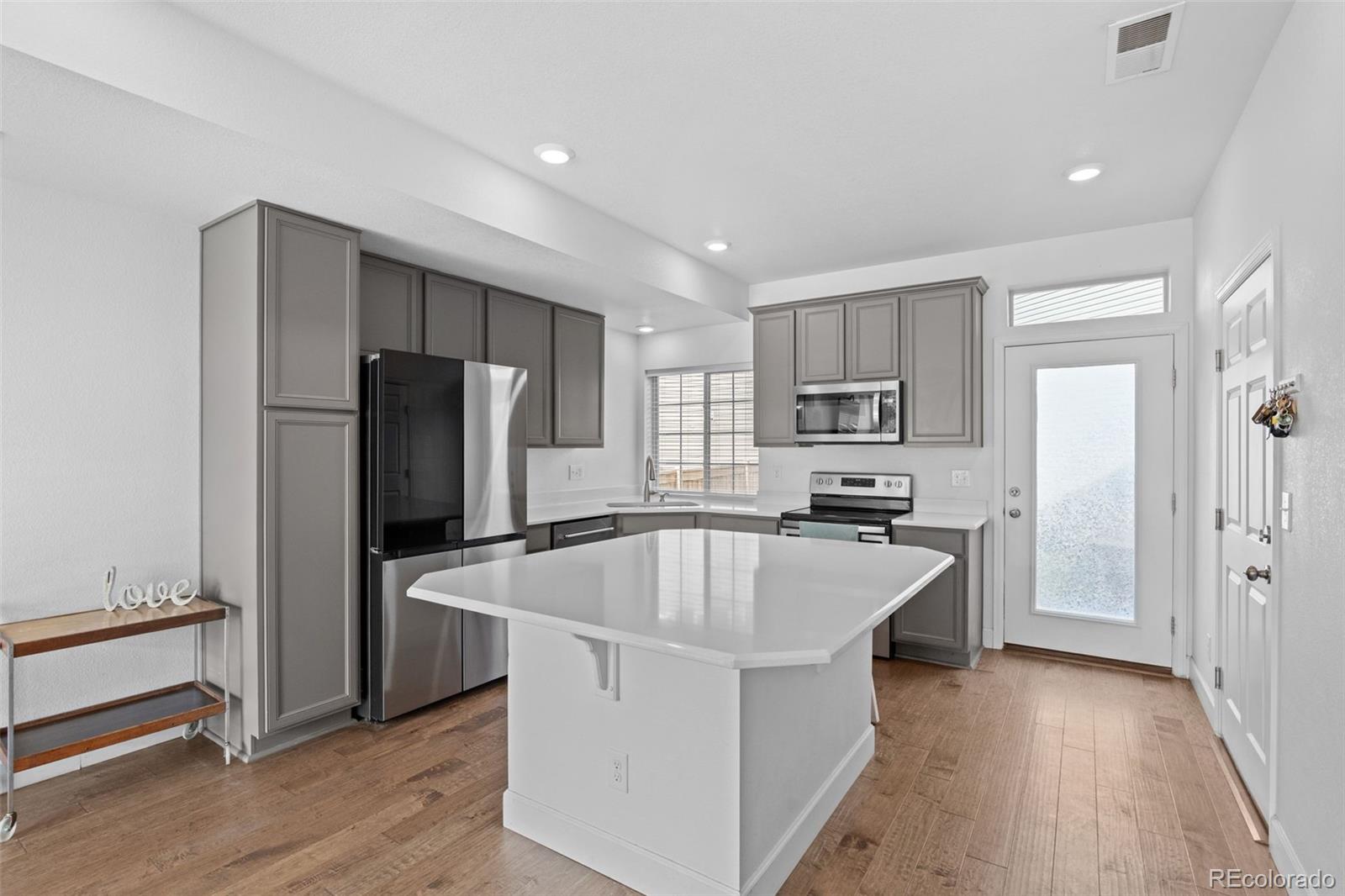 MLS Image #8 for 10182  zeno street,commerce city, Colorado