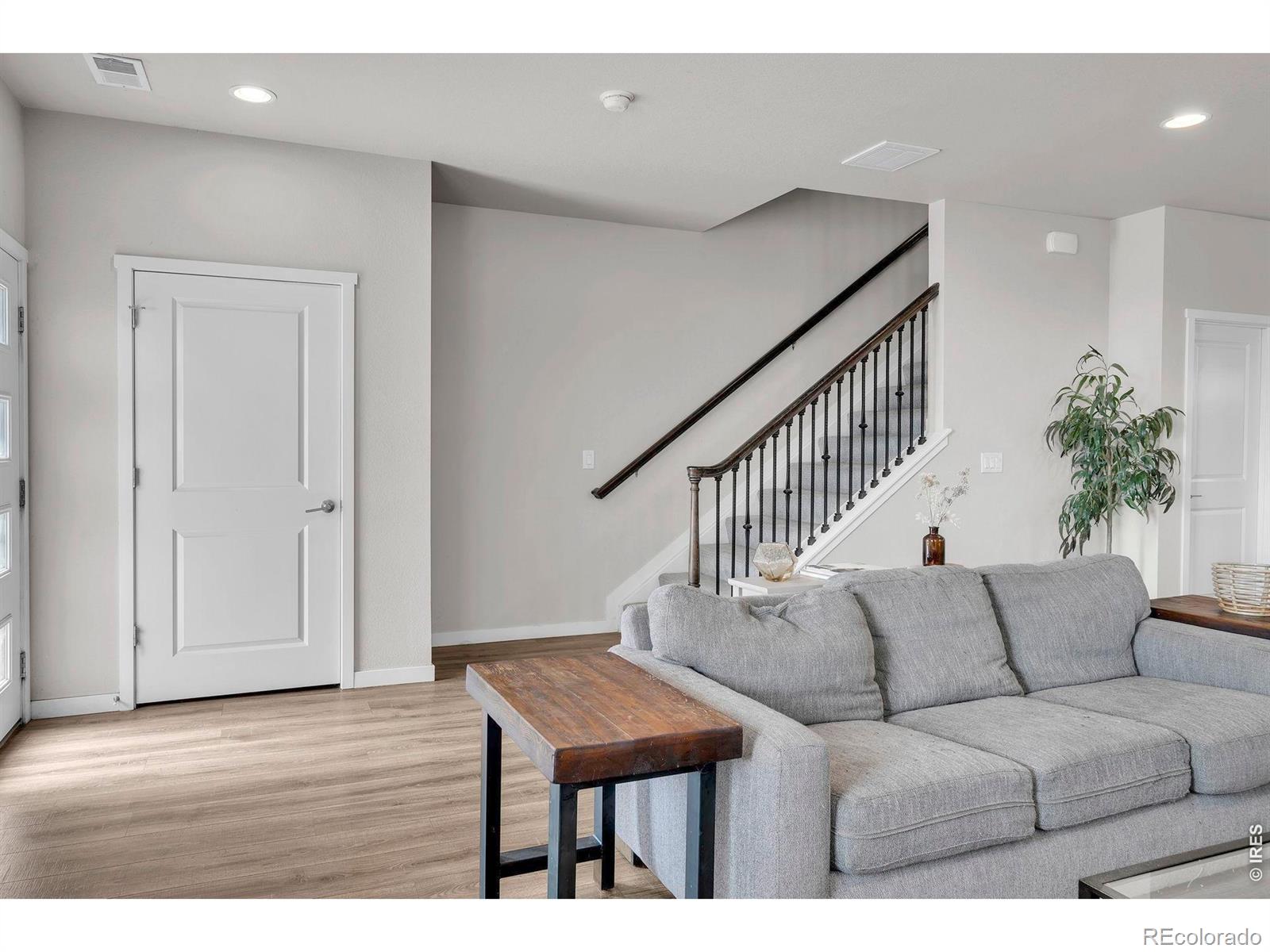 MLS Image #4 for 1083  mountain drive,longmont, Colorado
