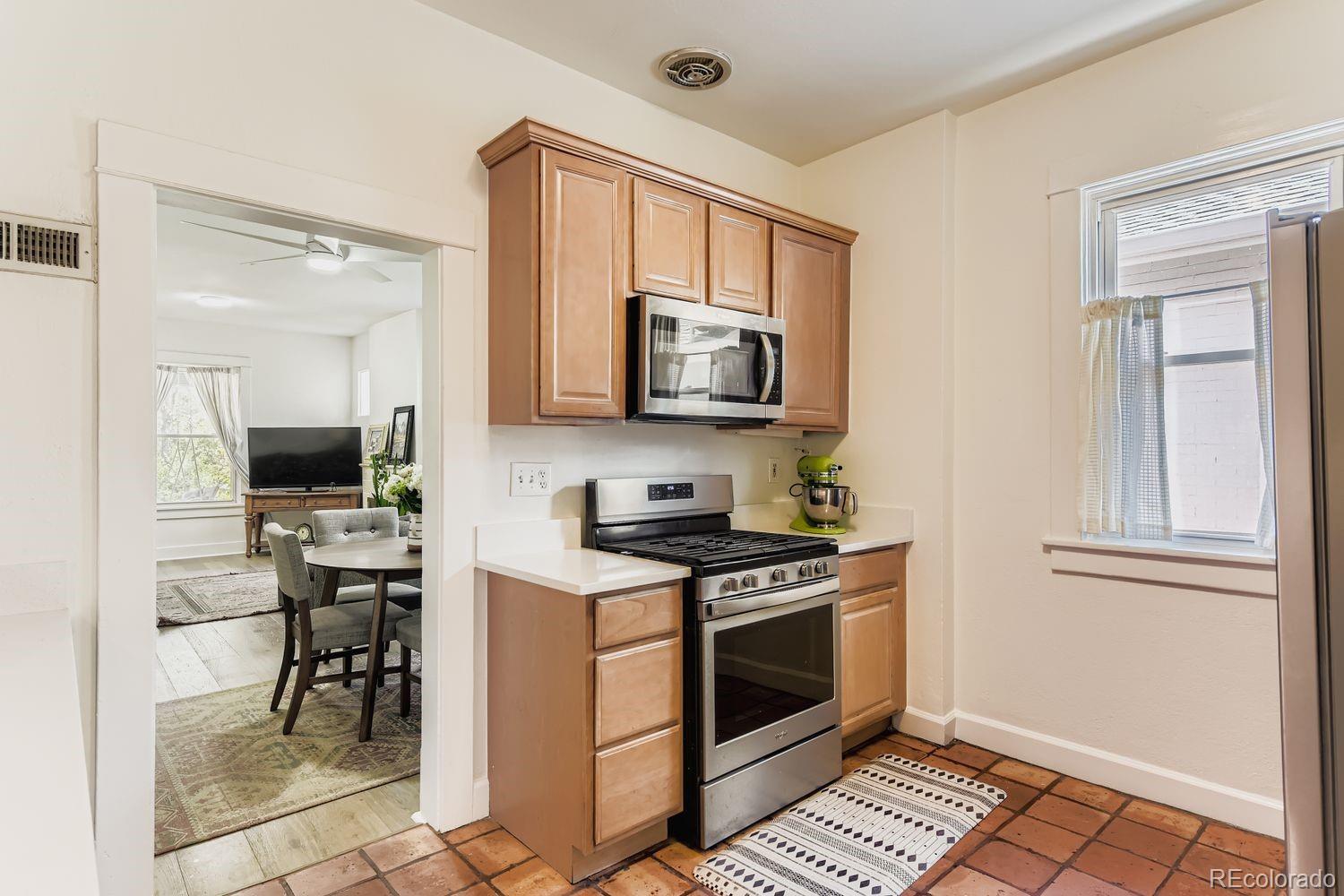 MLS Image #7 for 1321 s sherman street,denver, Colorado