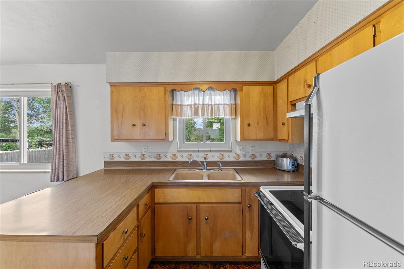 MLS Image #10 for 108  ithaca street,colorado springs, Colorado