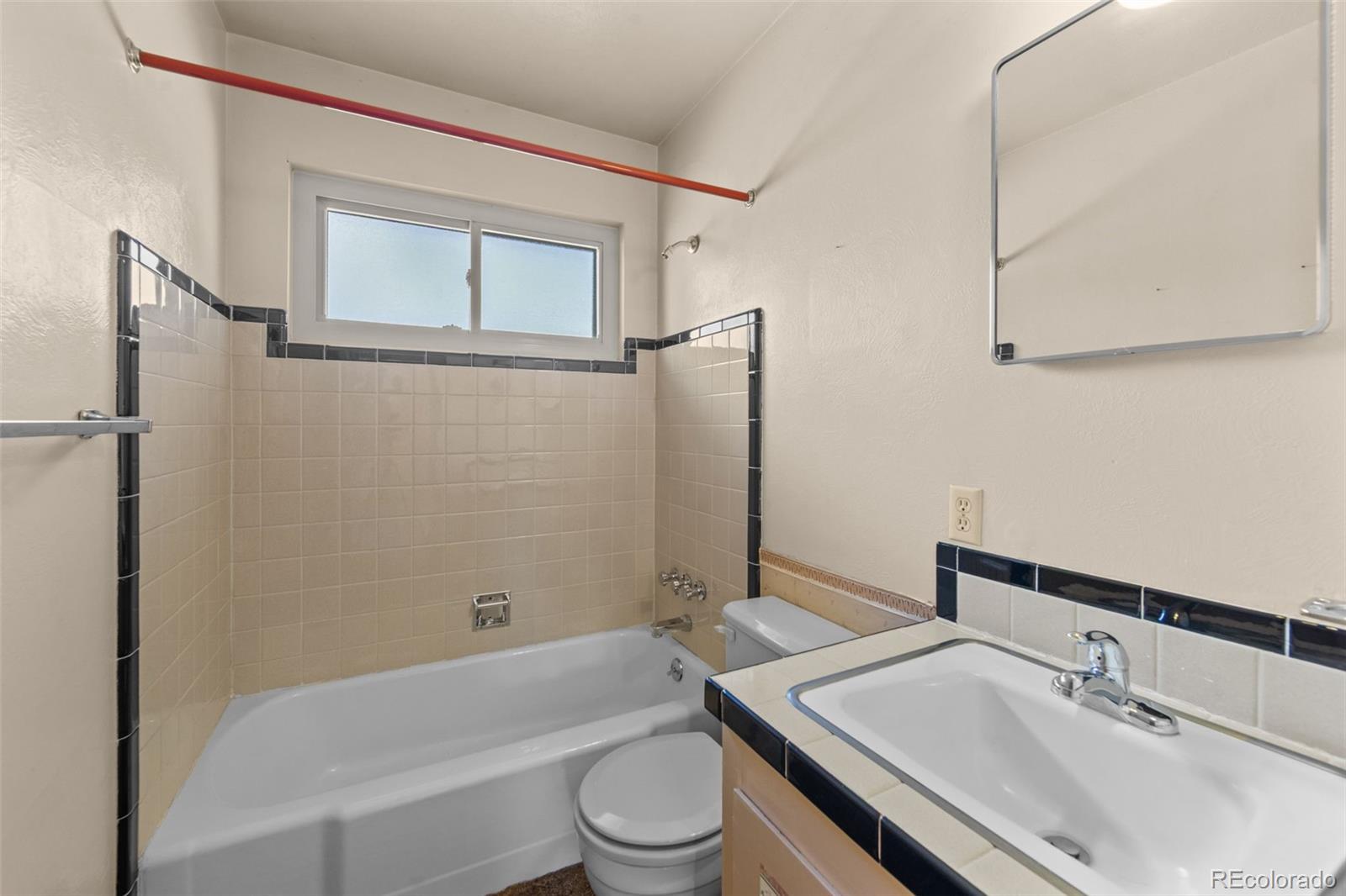 MLS Image #14 for 108  ithaca street,colorado springs, Colorado