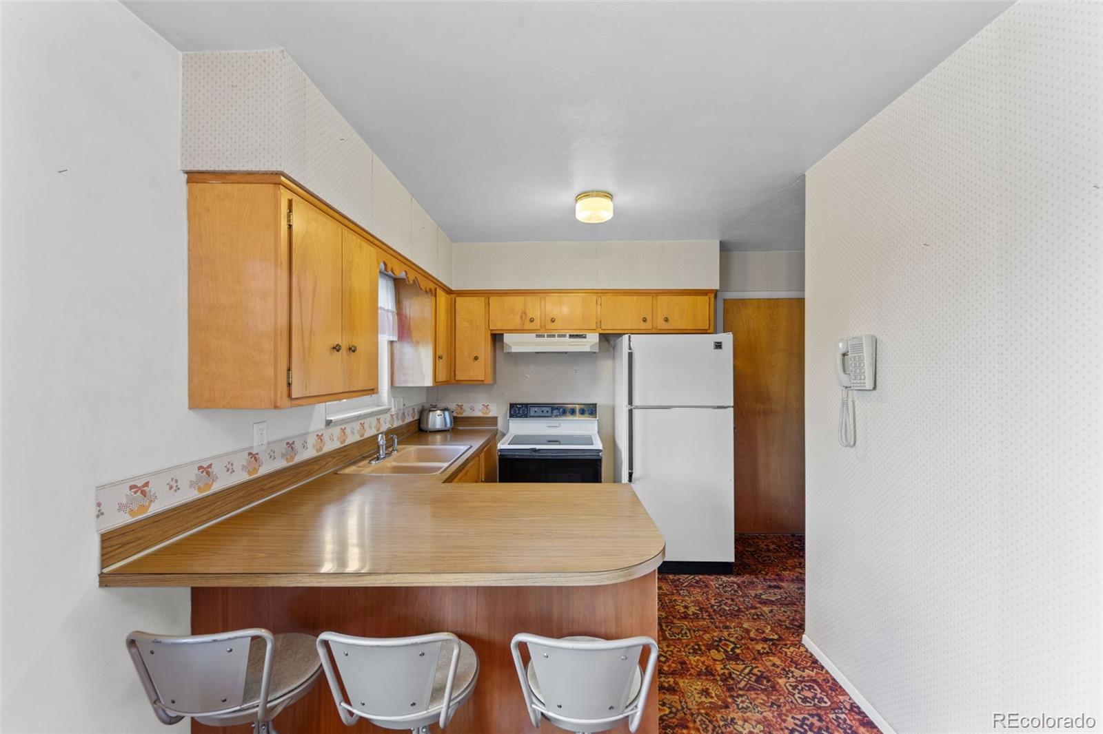 MLS Image #8 for 108  ithaca street,colorado springs, Colorado