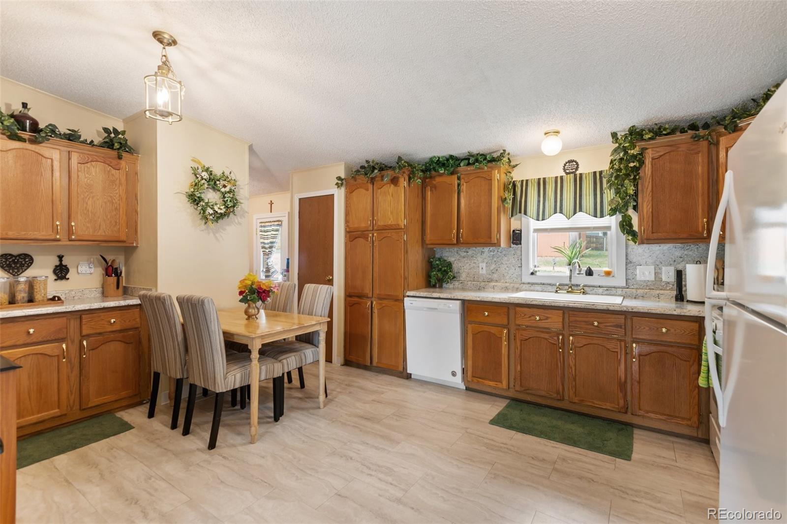 MLS Image #8 for 427 s woodland avenue,woodland park, Colorado