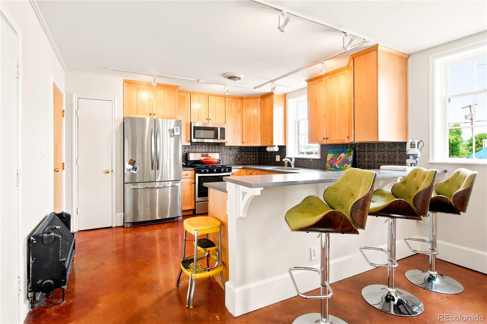 MLS Image #25 for 375 s navajo street 2a,denver, Colorado