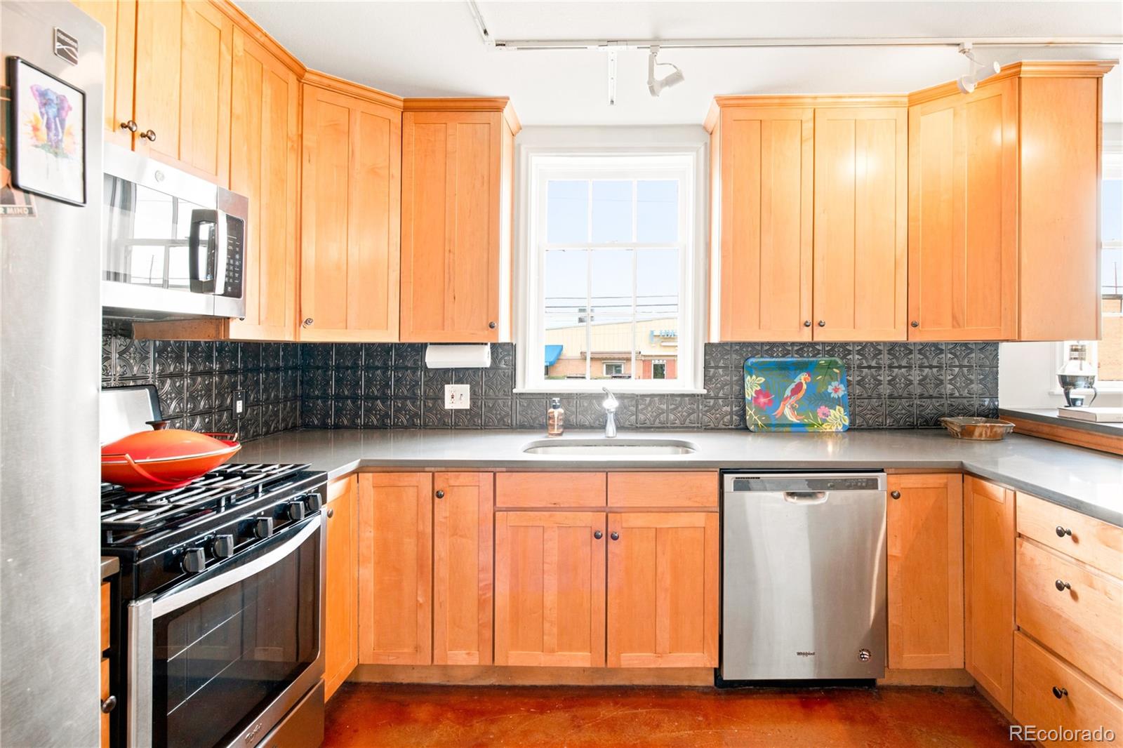 MLS Image #26 for 375 s navajo street 2a,denver, Colorado
