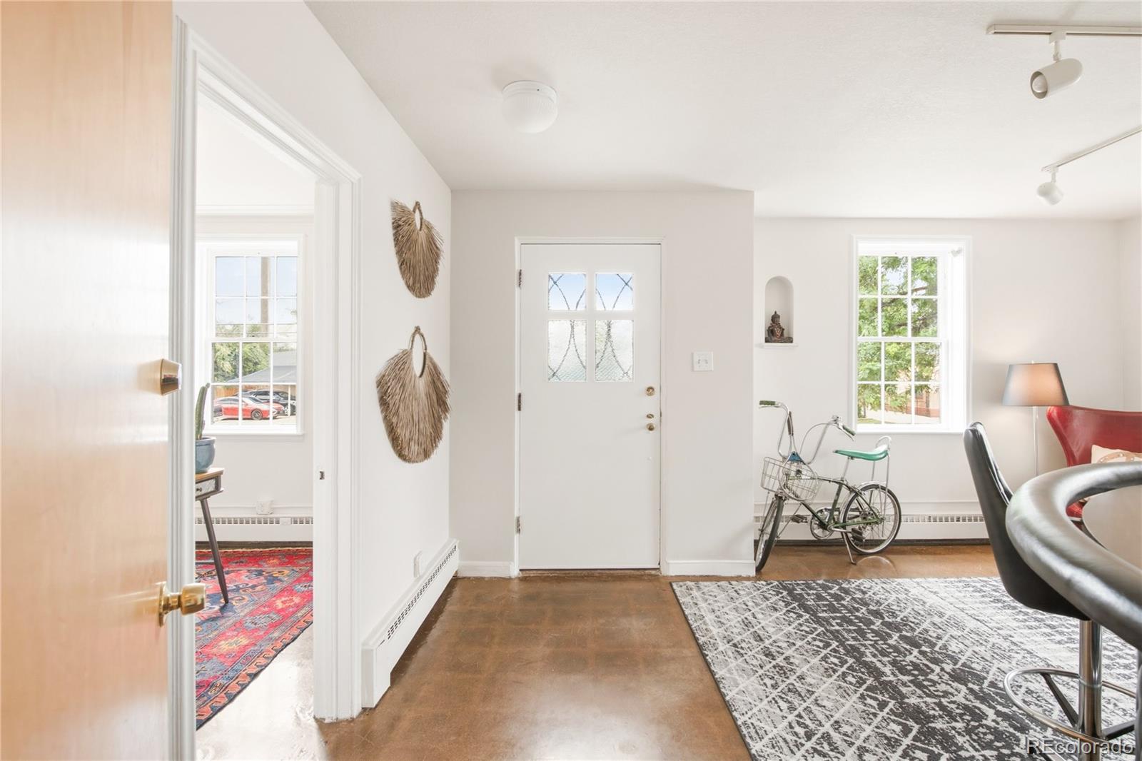 MLS Image #4 for 375 s navajo street 2a,denver, Colorado