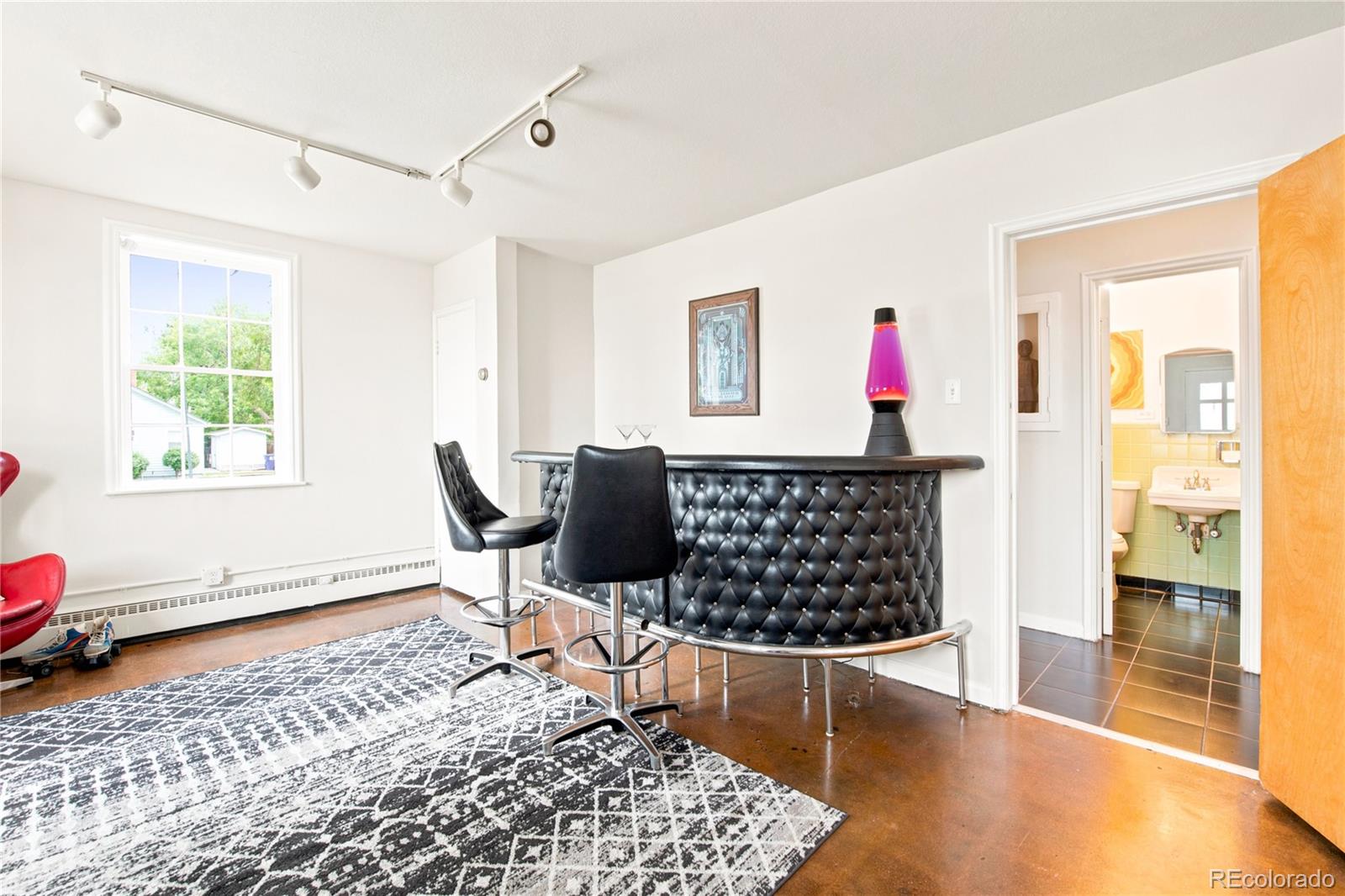 MLS Image #8 for 375 s navajo street 2a,denver, Colorado