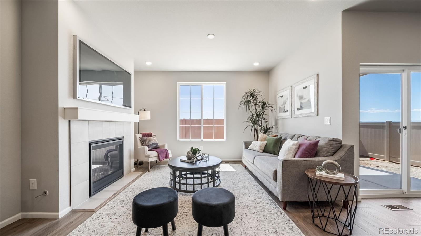 MLS Image #11 for 5022 n tempe street,aurora, Colorado