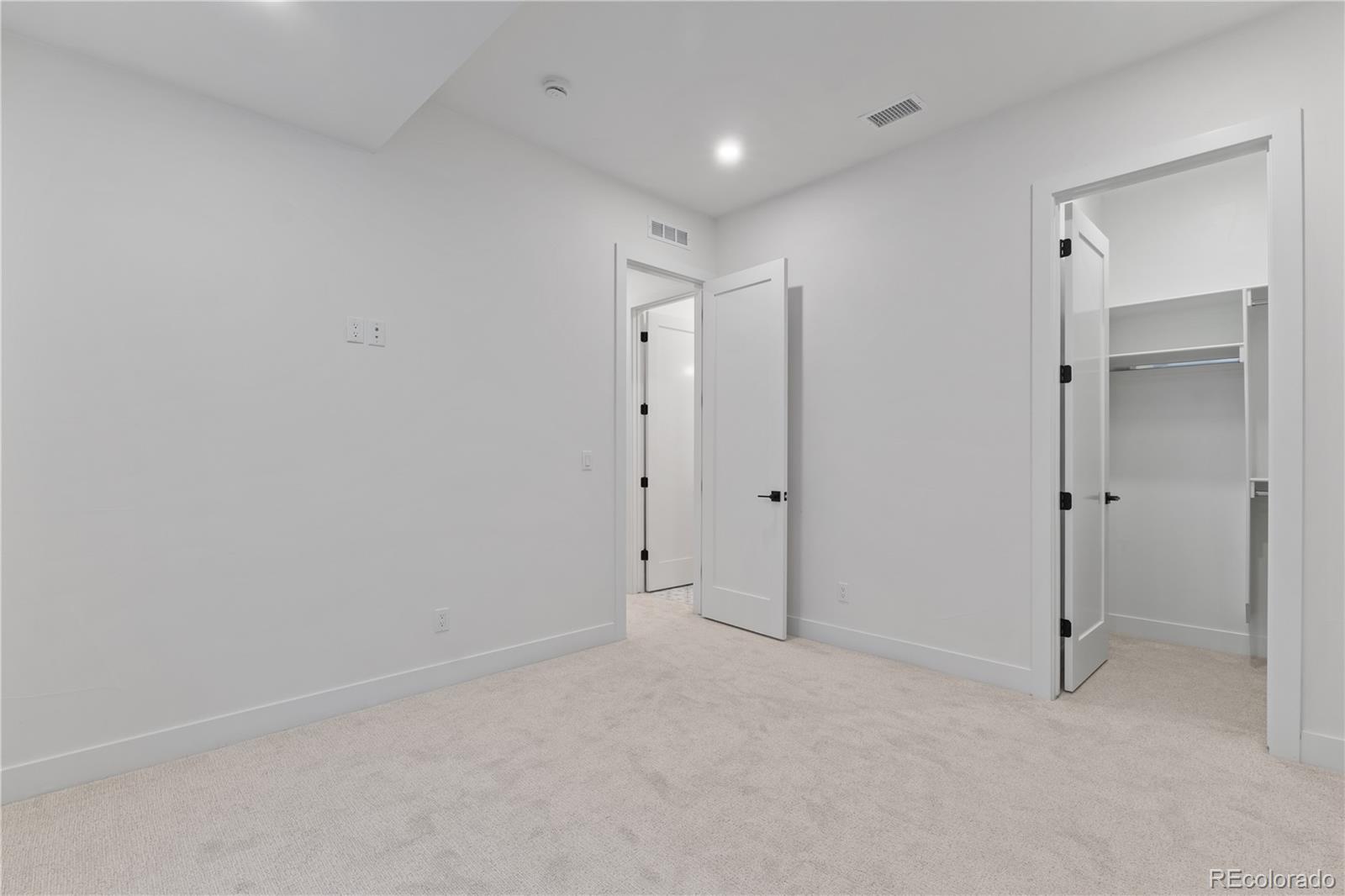 MLS Image #41 for 1473 s pennsylvania street,denver, Colorado
