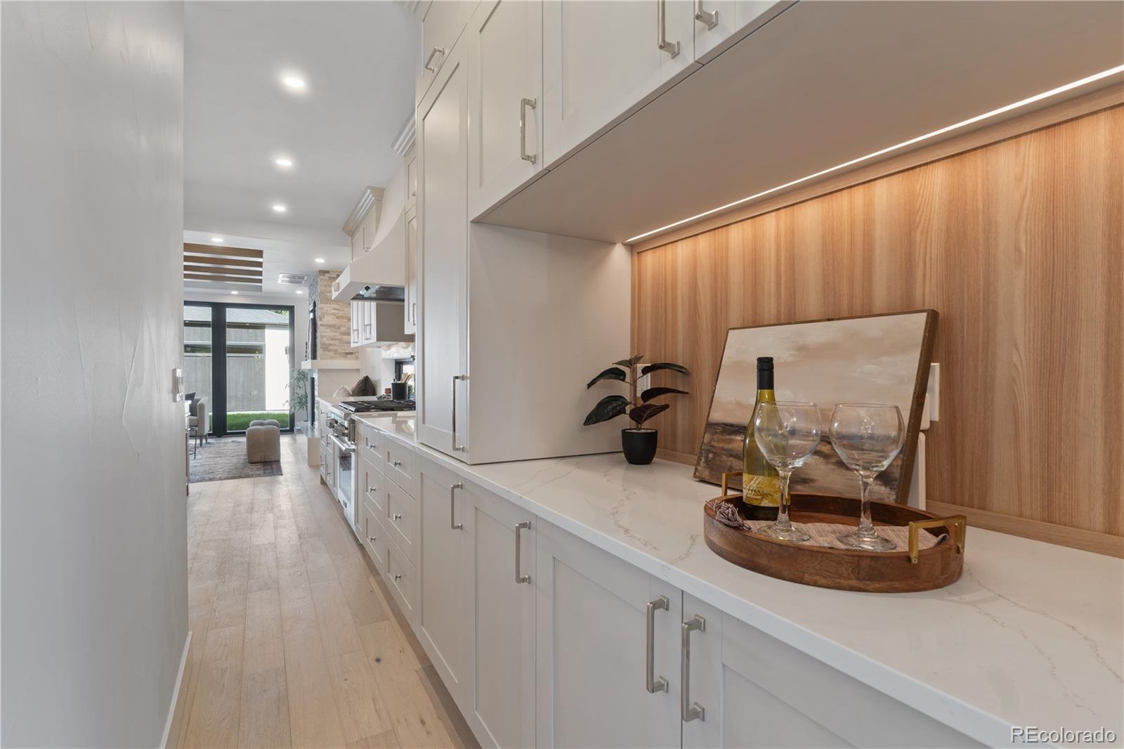 MLS Image #6 for 1473 s pennsylvania street,denver, Colorado
