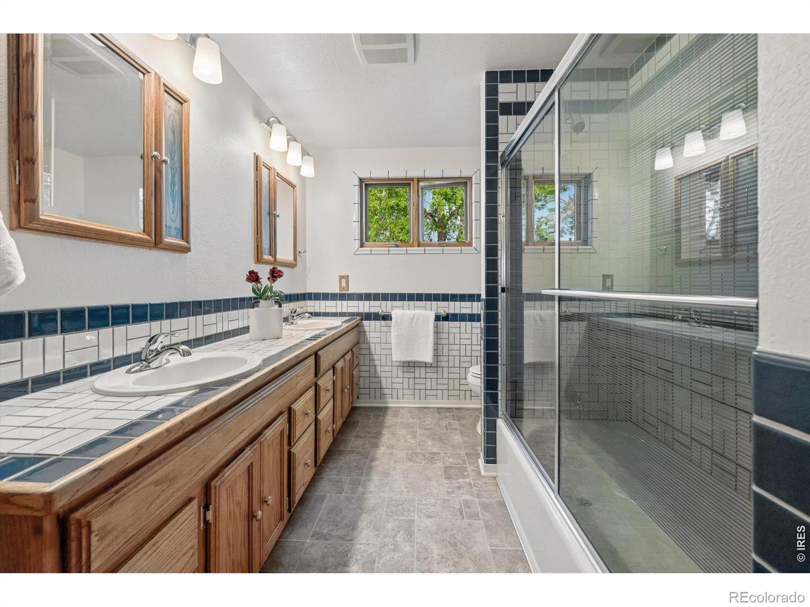 MLS Image #17 for 10512  brewer drive,northglenn, Colorado